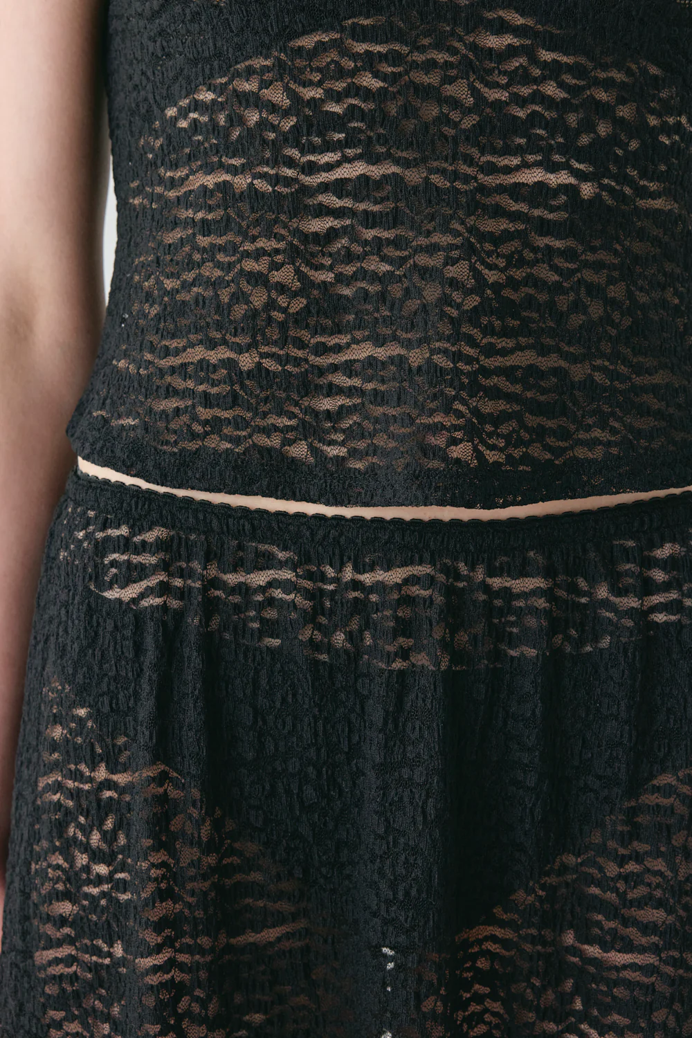 Alexis Lace Top Black - Image 7