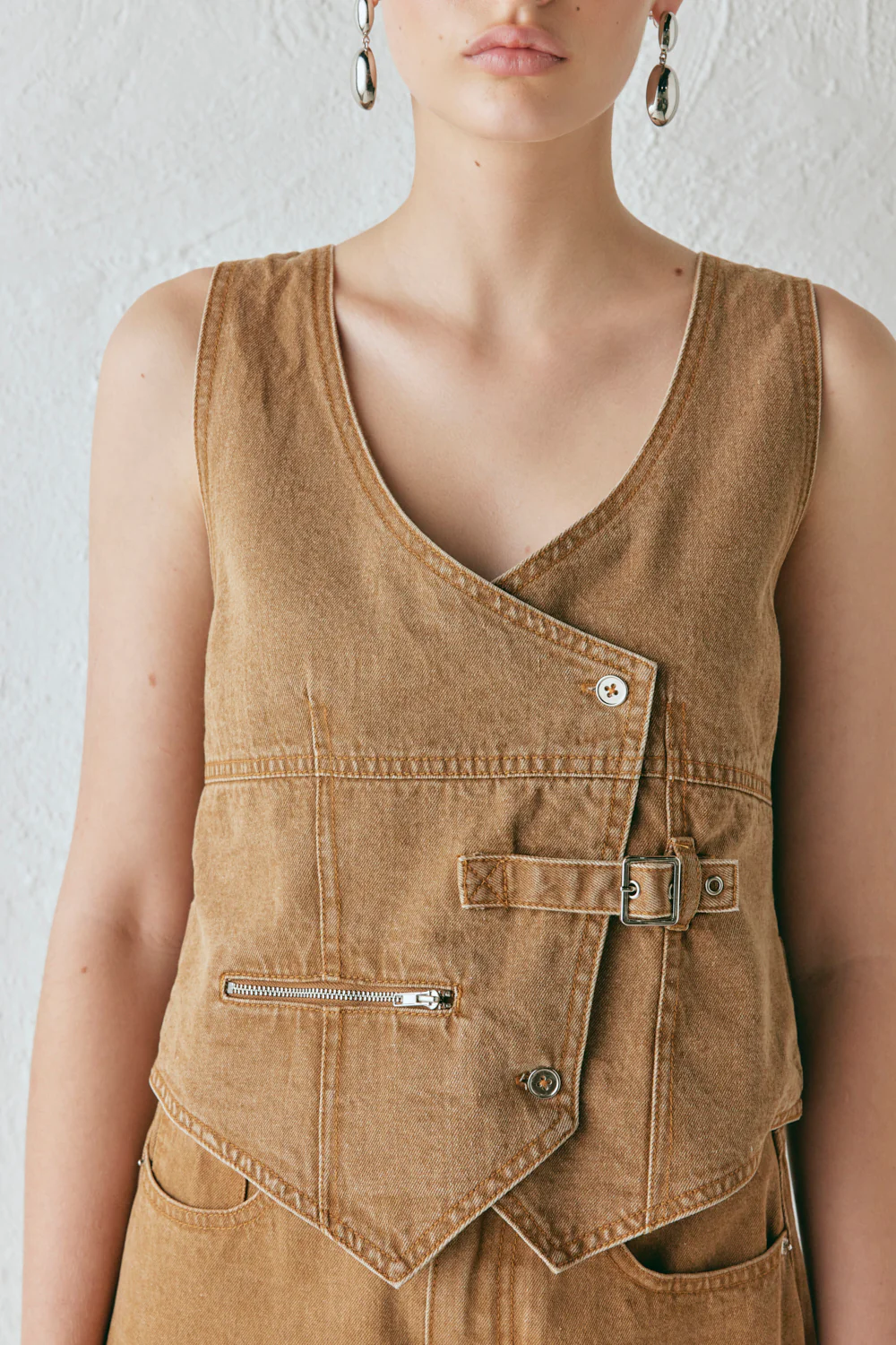 Ali Denim Vest Tan - Image 2
