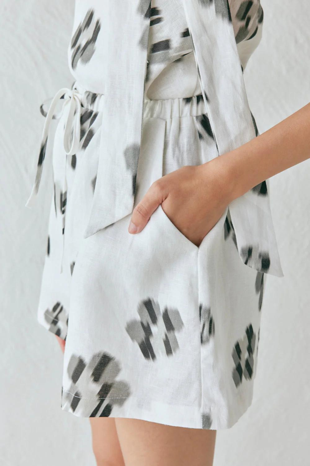 Annika Linen Shorts Flor - Image 6