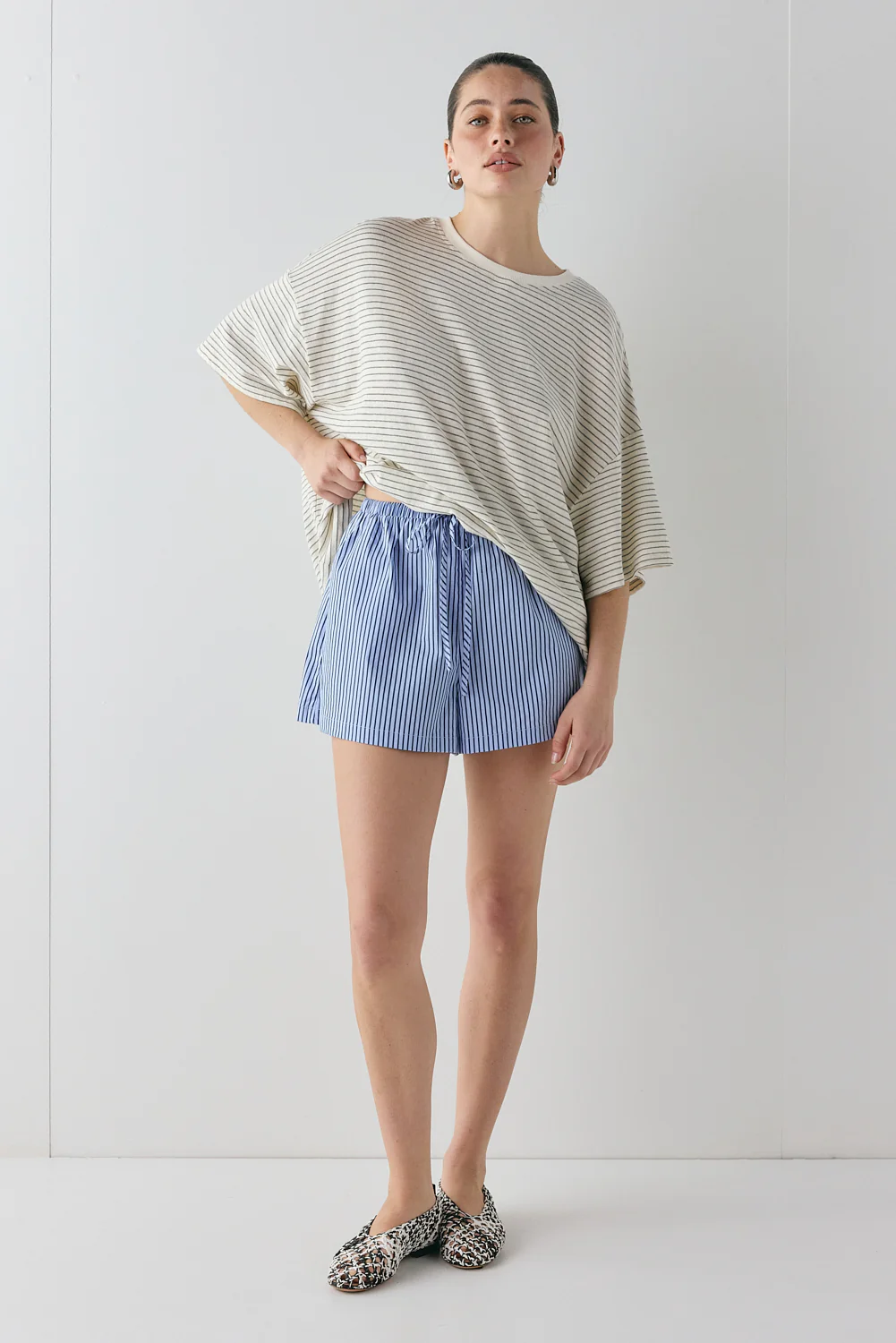 Annika Shorts Blue Stripe - Image 2