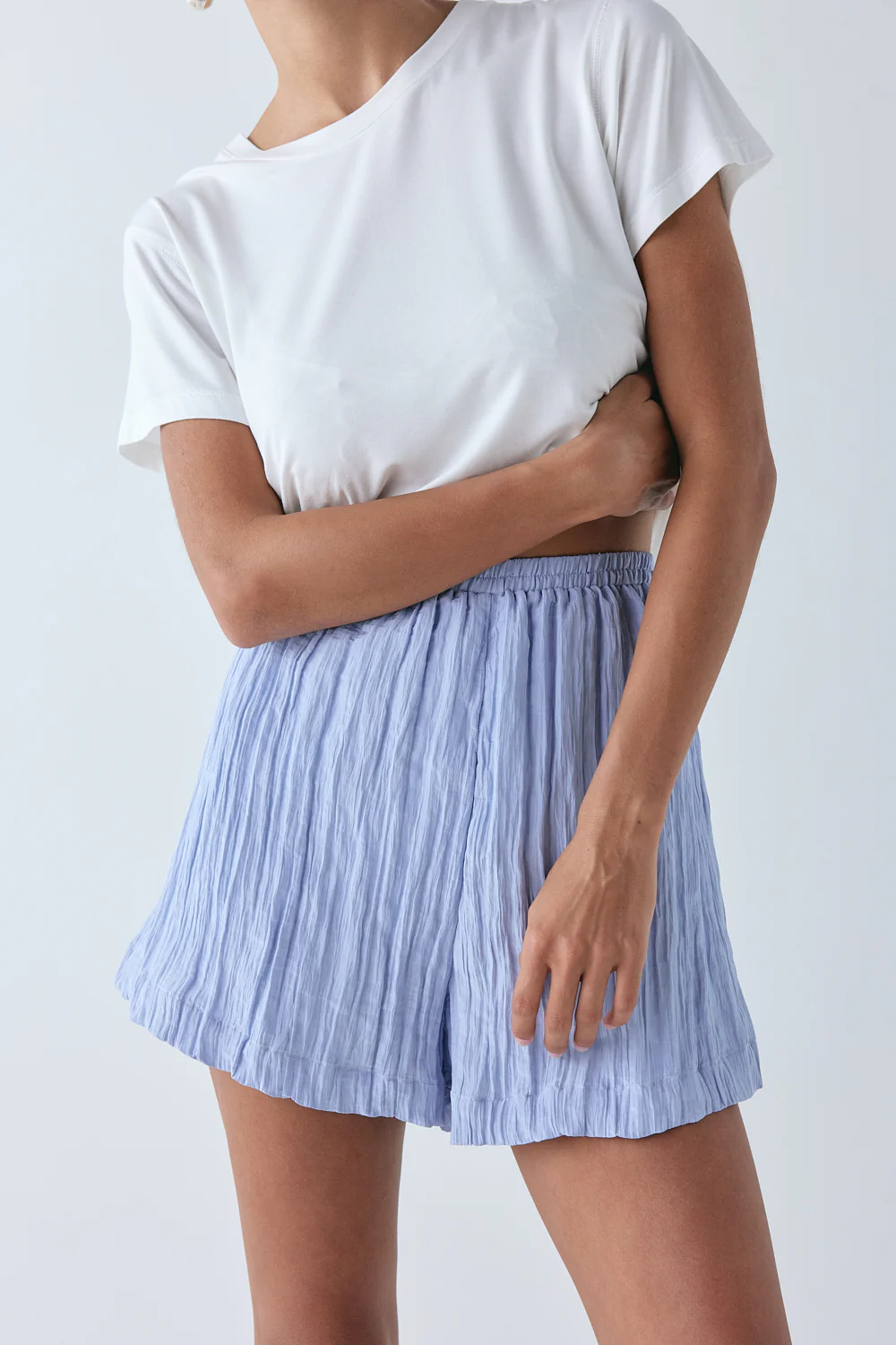 Annika Shorts Crinkle Blue - Image 3