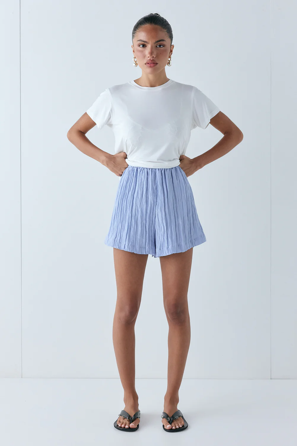 Annika Shorts Crinkle Blue - Image 4