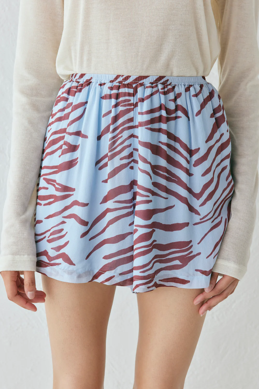Annika Shorts Tiger - Image 3