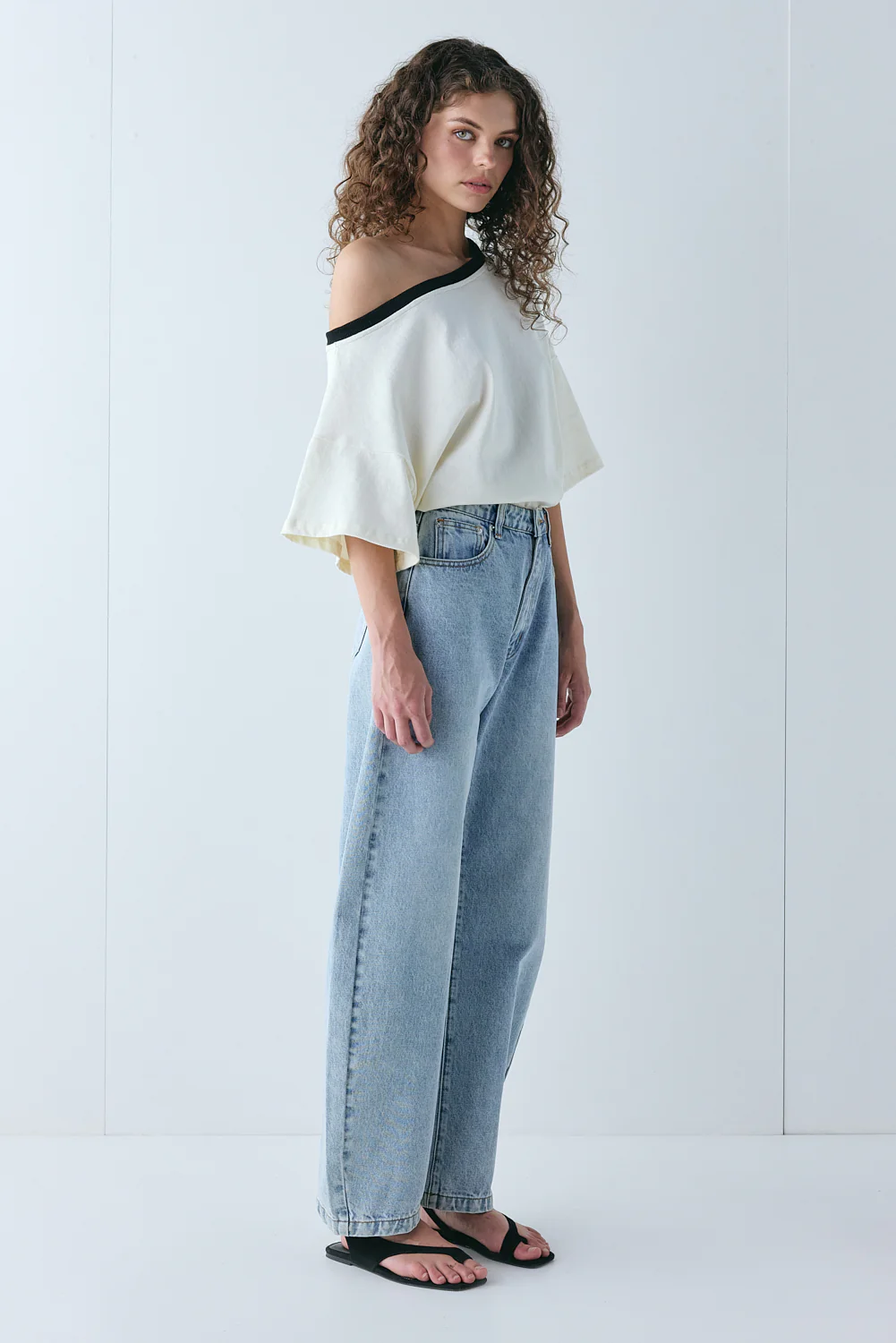 Blake Tee Cream - Image 3