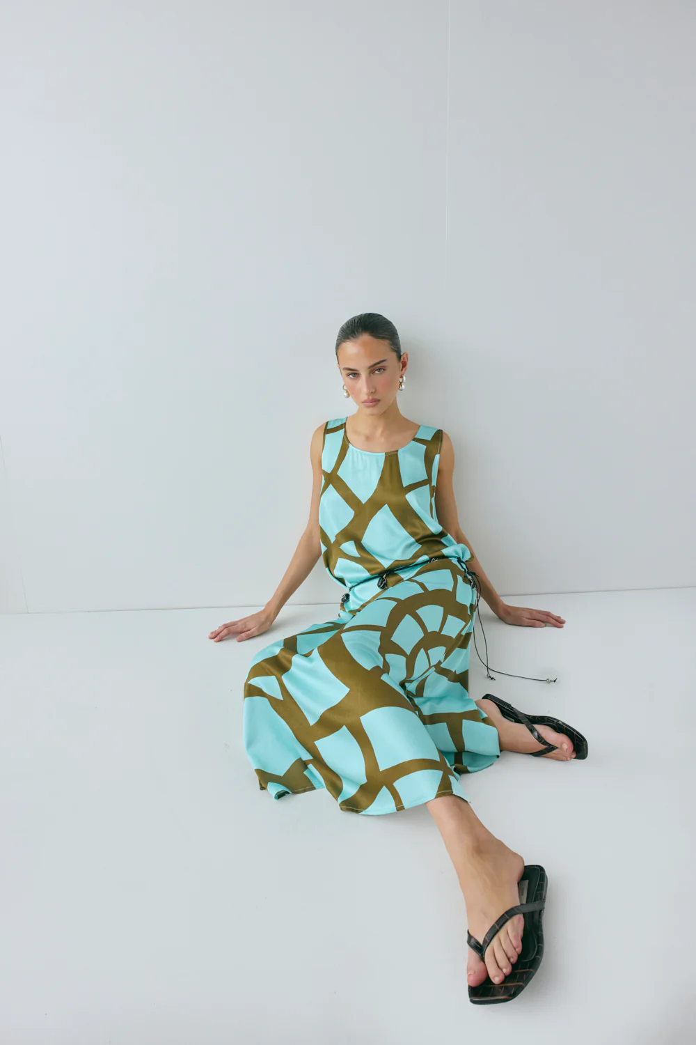Cate Smock Maxi Dress Avi - Image 2