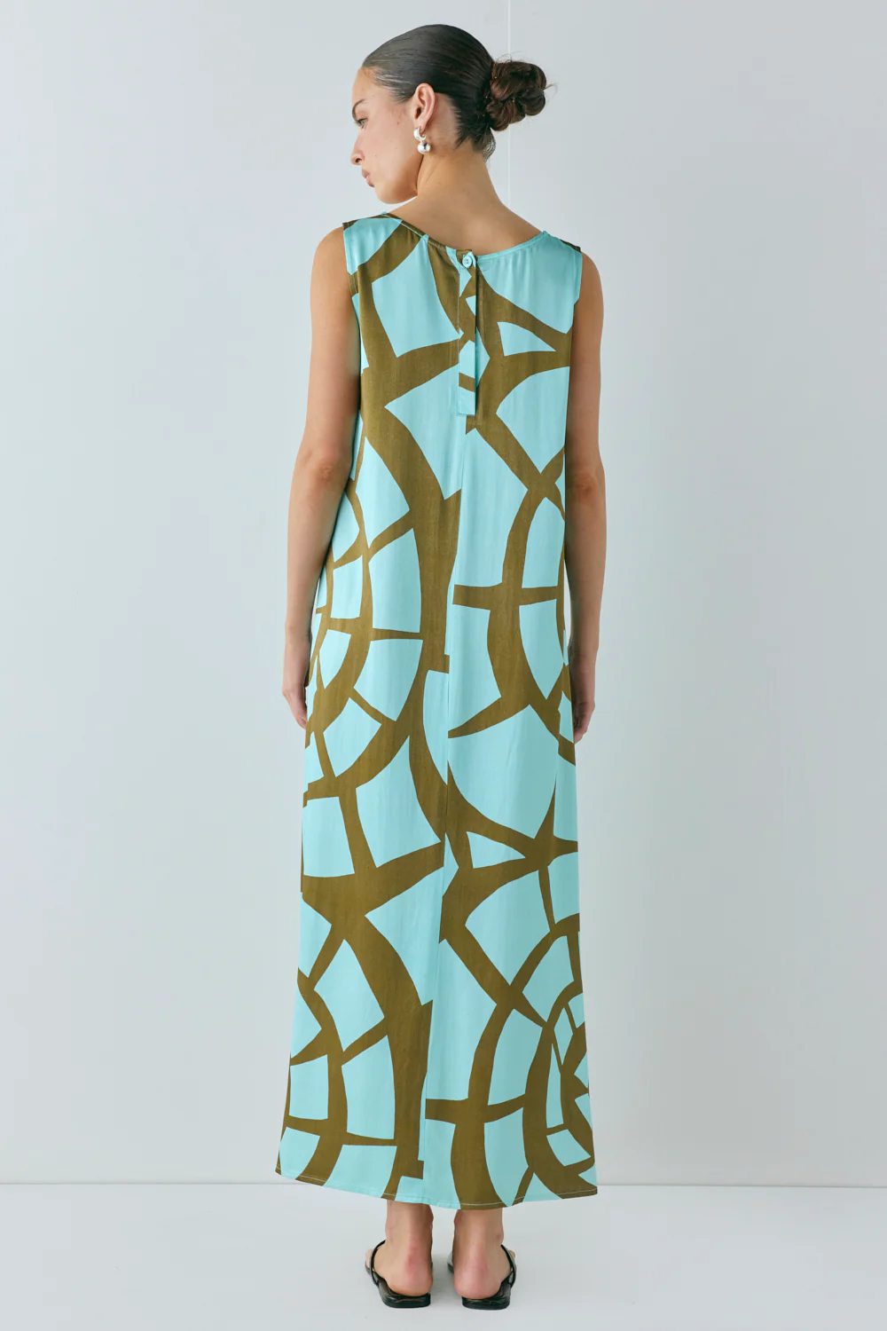 Cate Smock Maxi Dress Avi - Image 6
