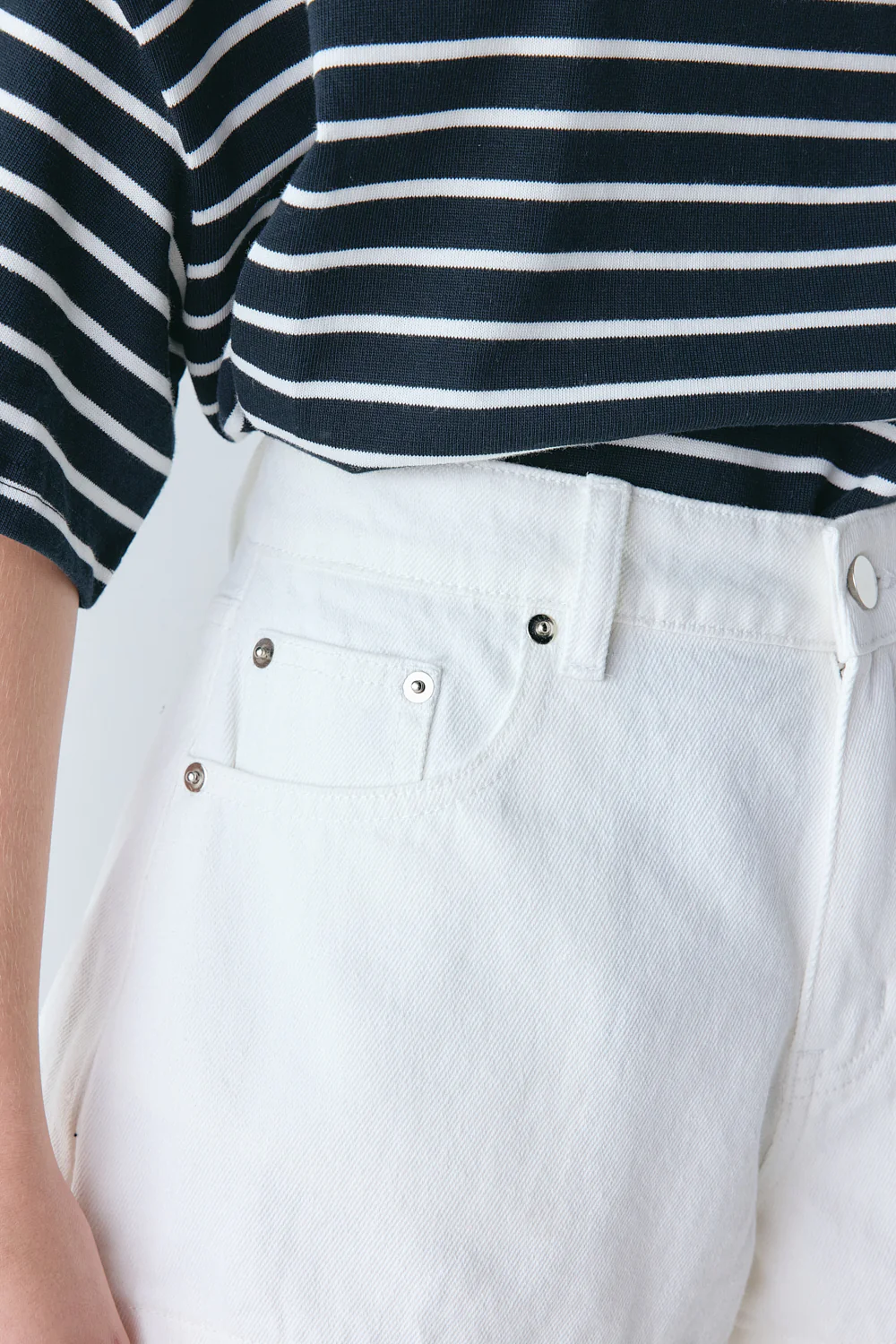 Claudie Denim Shorts White - Image 5