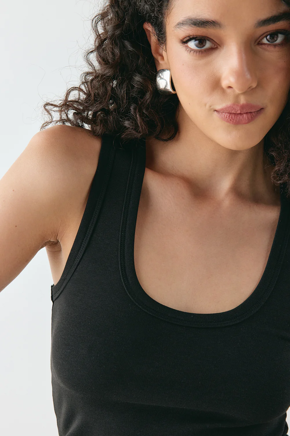 Cora Tank Black - Image 5