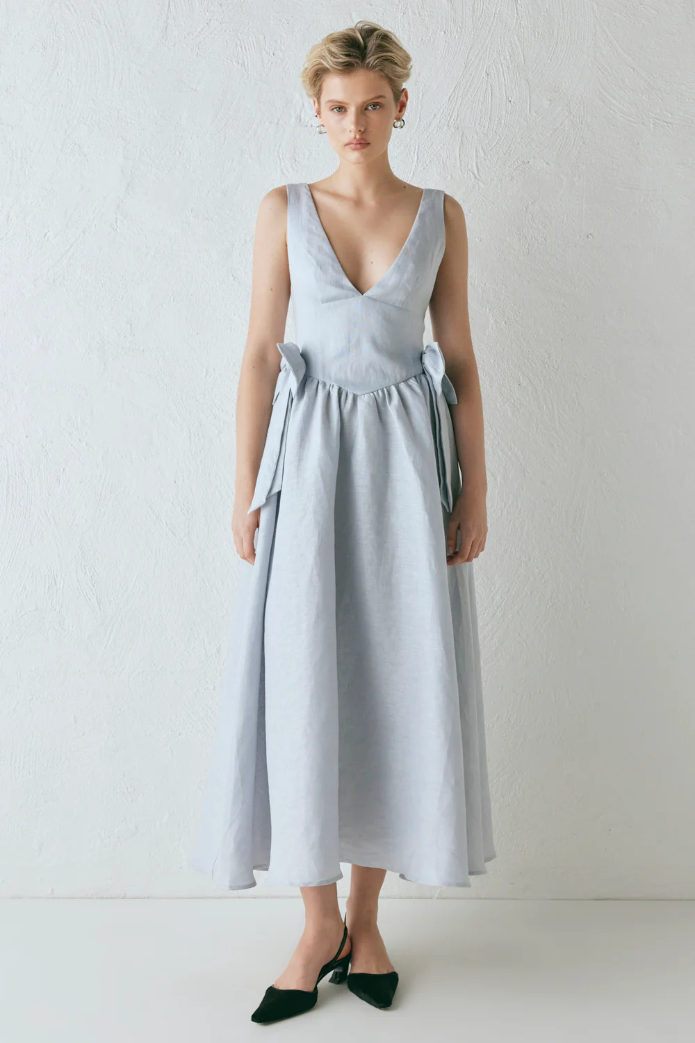 Daphne Linen Midi Dress Powder - Image 2