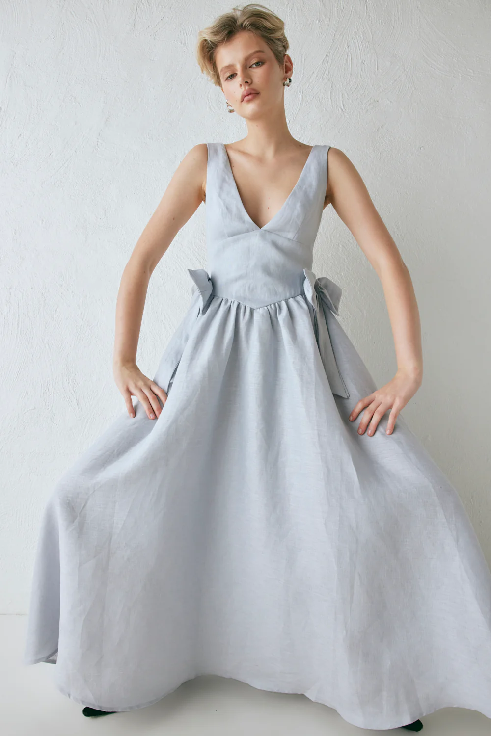 Daphne Linen Midi Dress Powder - Image 3