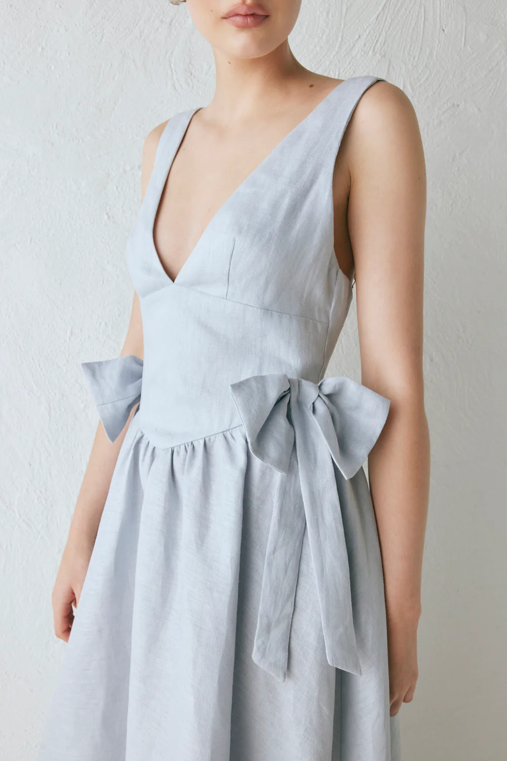 Daphne Linen Midi Dress Powder - Image 4