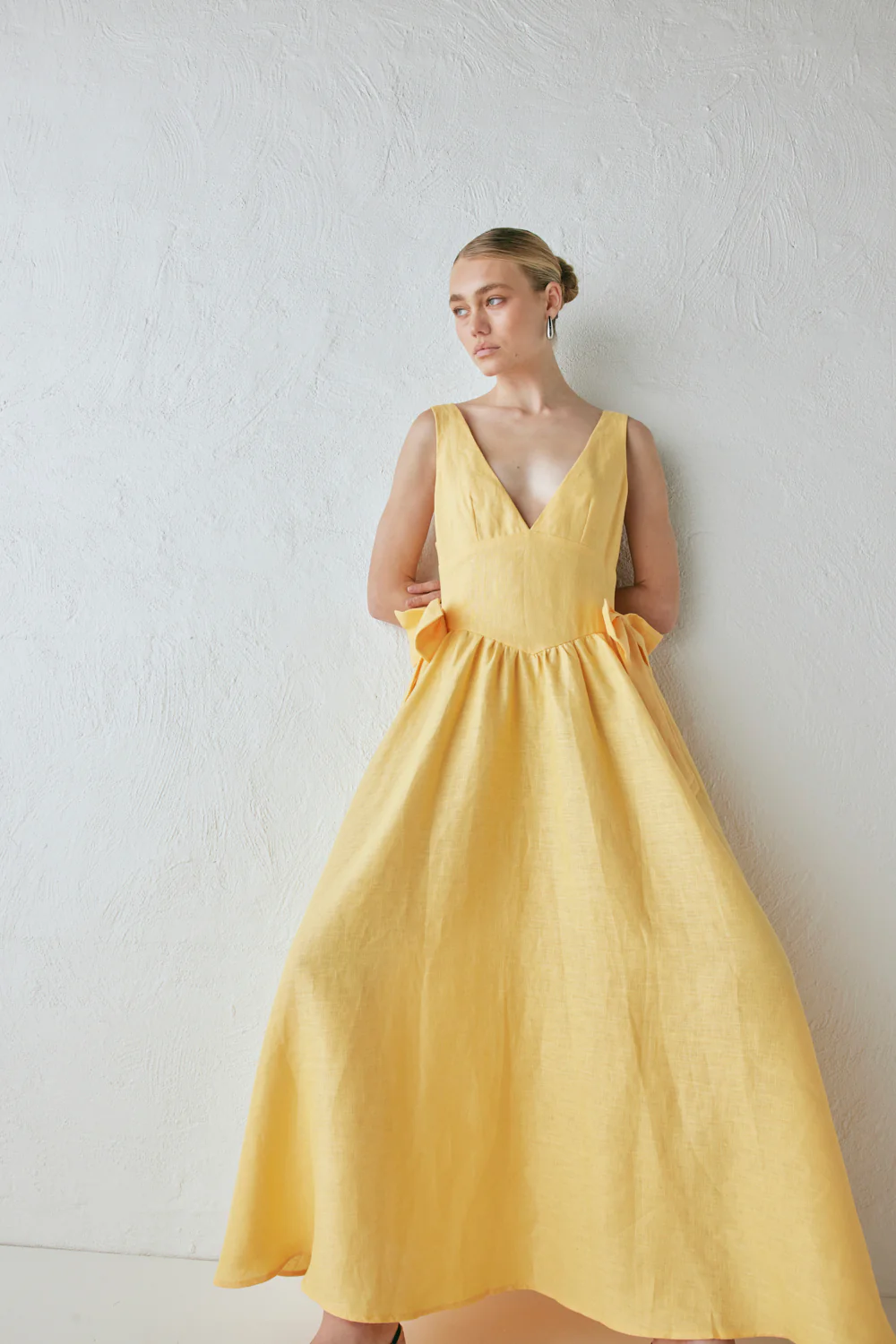 Daphne Linen Midi Dress Sun - Image 3