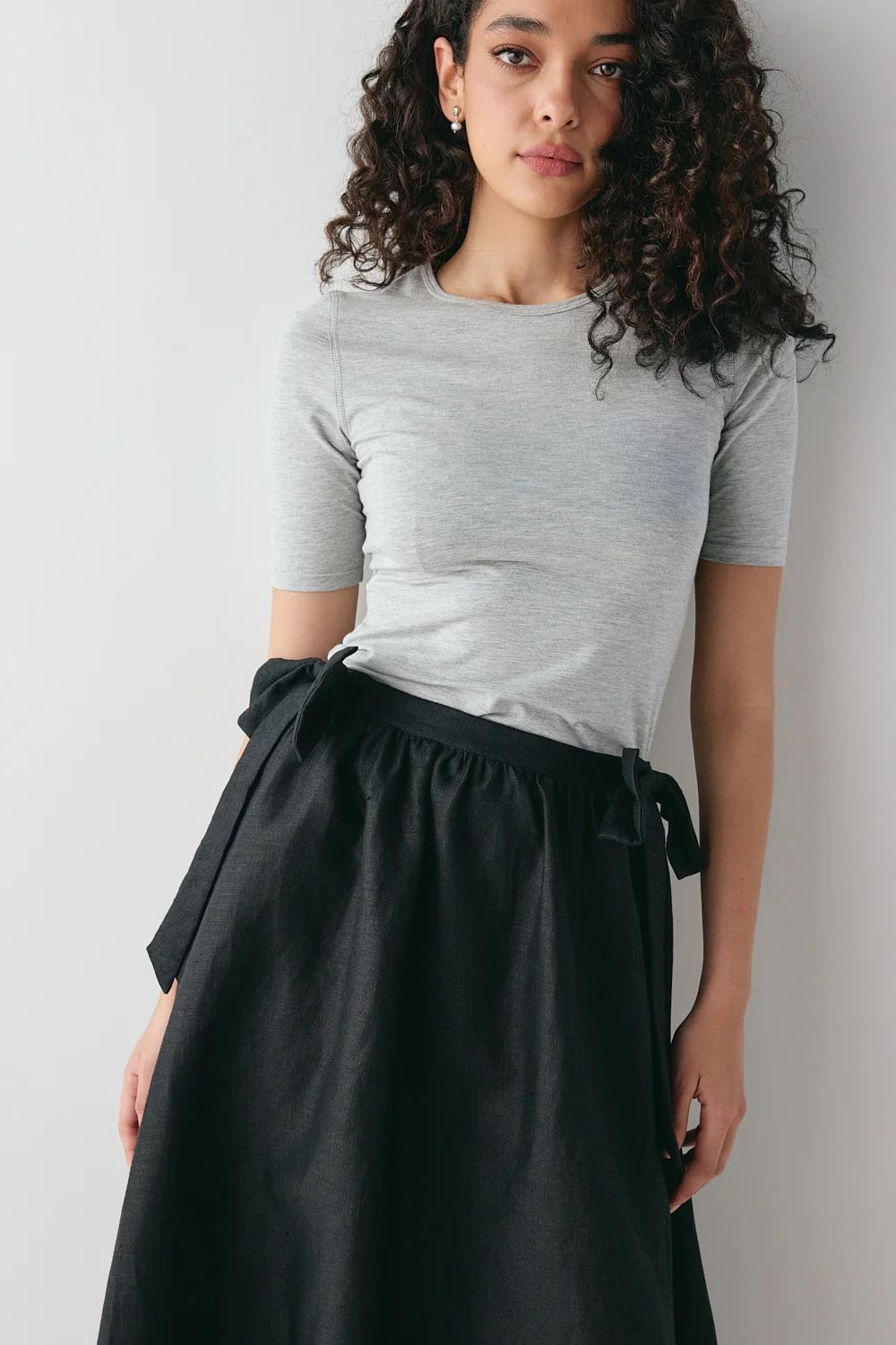 Daphne Linen Midi Skirt Black - Image 5