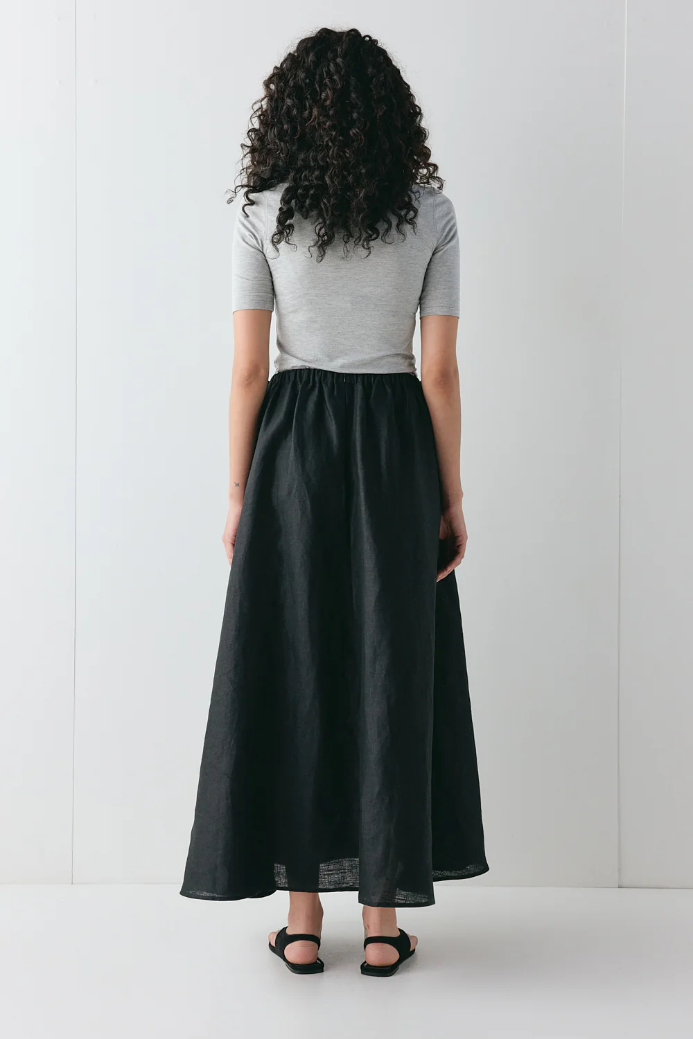 Daphne Linen Midi Skirt Black - Image 9