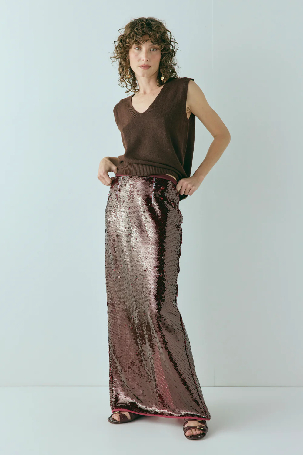 Devyn Sequin Midi Skirt Wine - Image 3