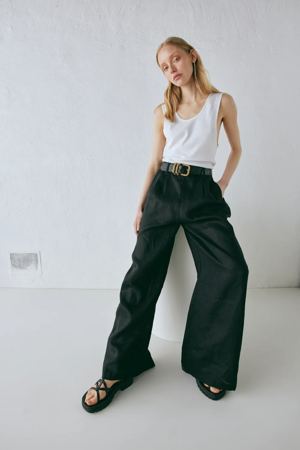 Energy Flows Linen Pants Black - Image 2