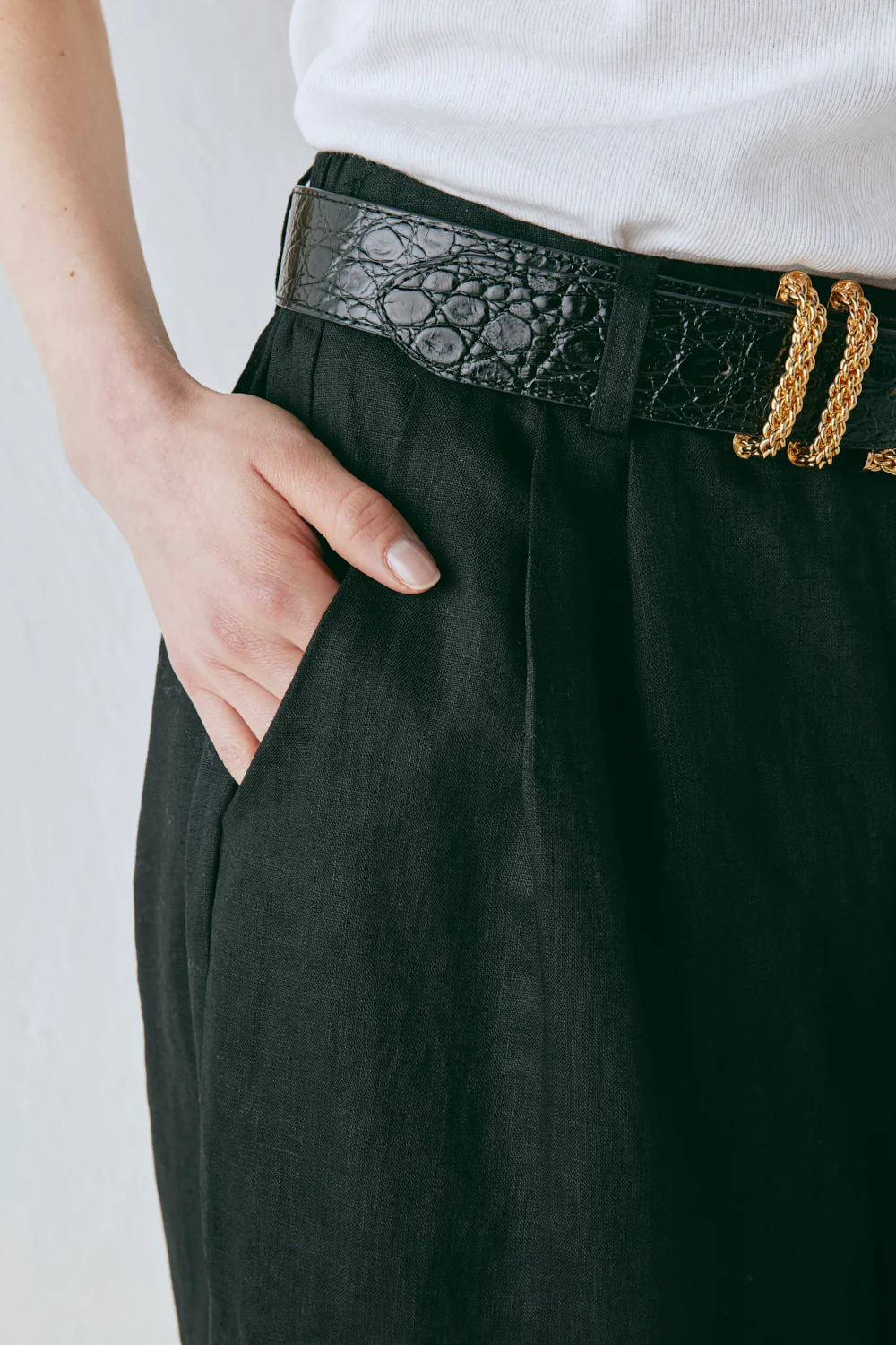 Energy Flows Linen Pants Black - Image 4
