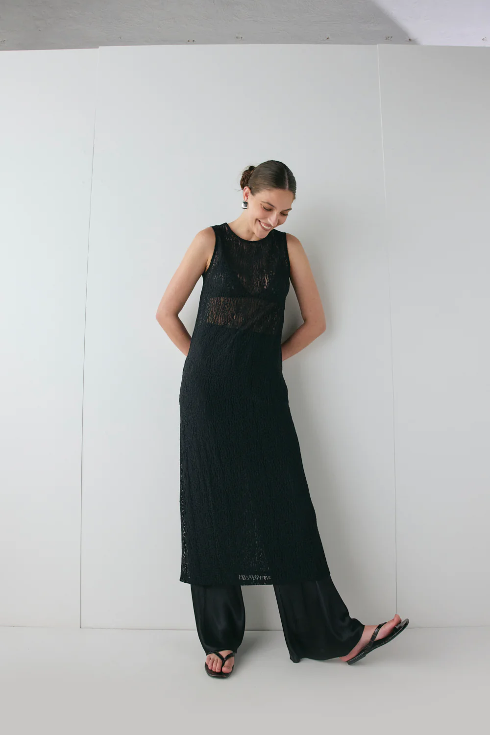 Estelle Lace Midi Dress Black - Image 3