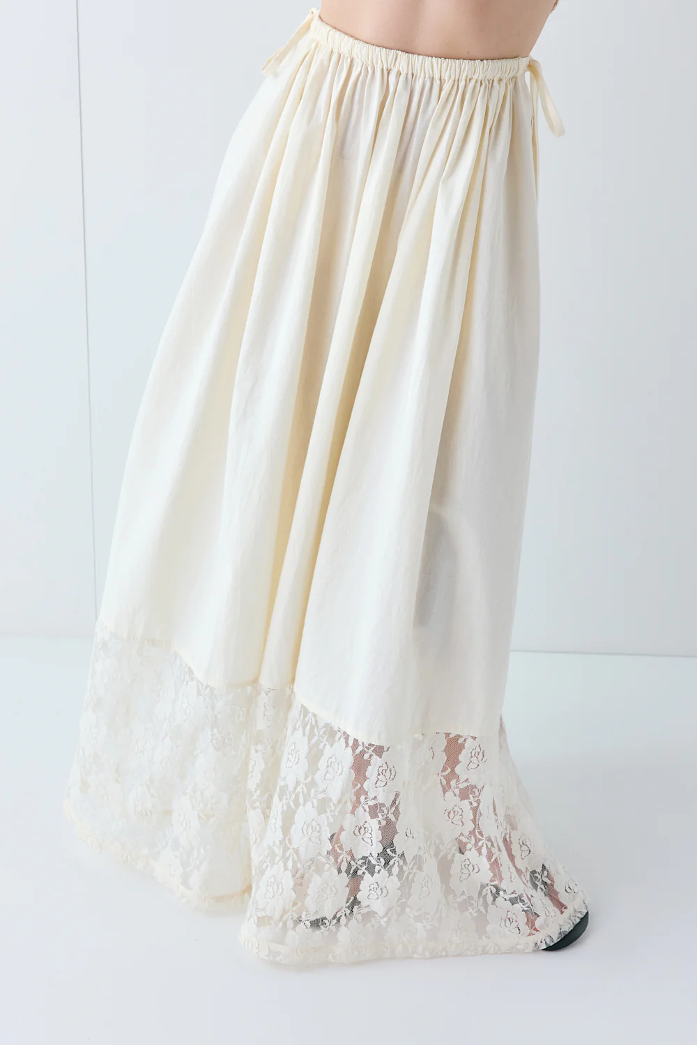 Fia Maxi Skirt Cream - Image 5