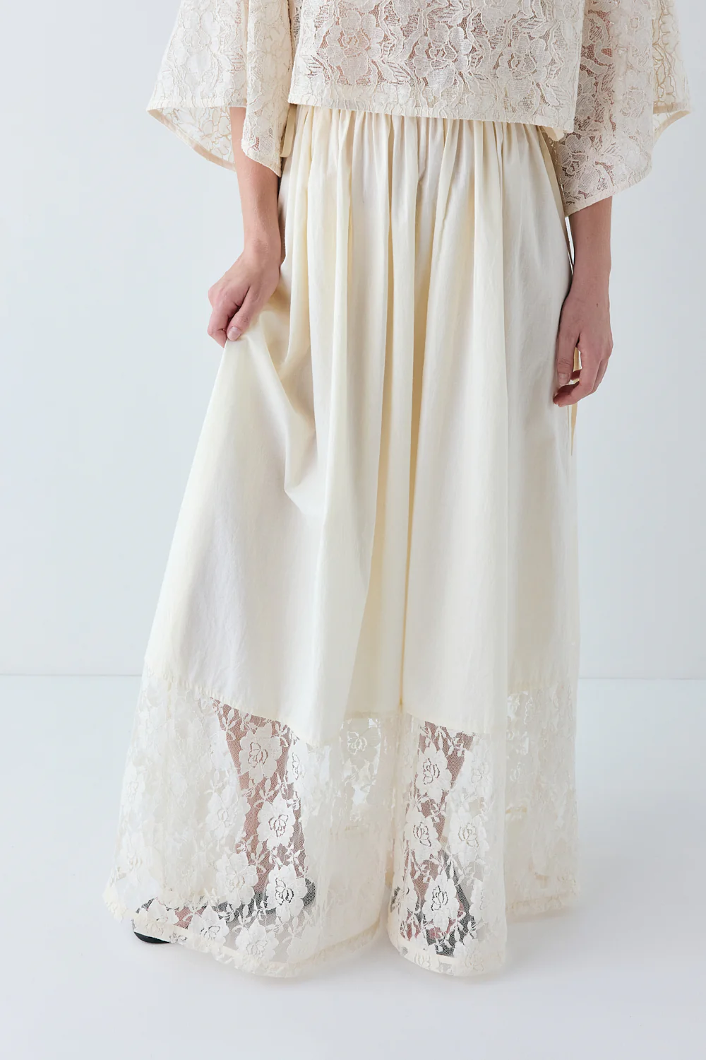 Fia Maxi Skirt Cream - Image 9