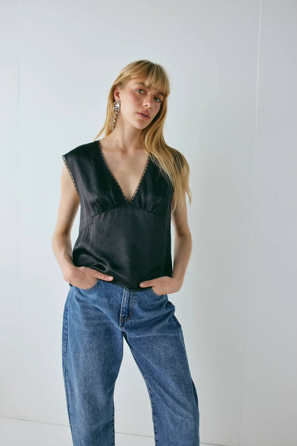 Flores Satin Top Black - Image 4