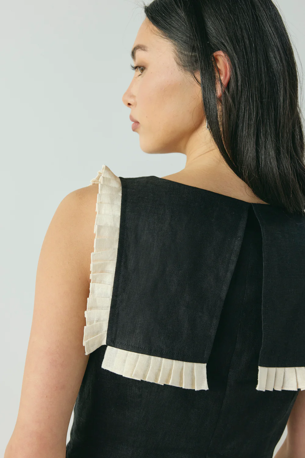 Indra Linen Top Black - Image 2