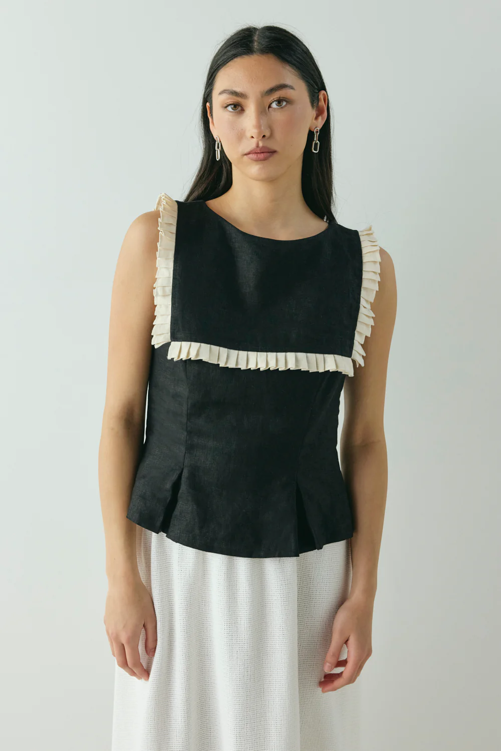 Indra Linen Top Black - Image 3