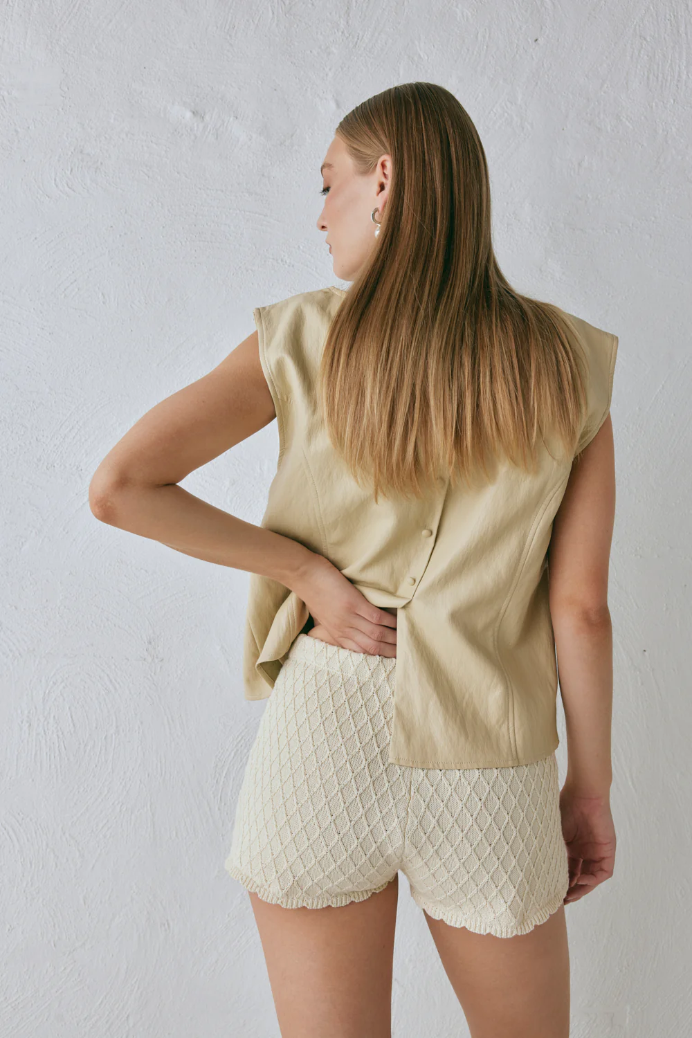 Inner Glow Knit Shorts Cream - Image 4