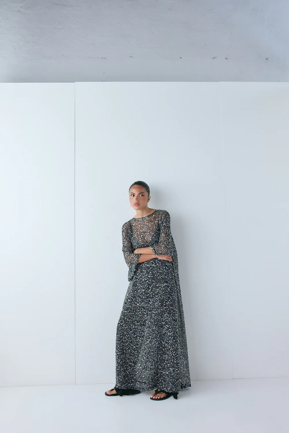 Ivette Sequin Midi Dress Black - Image 3