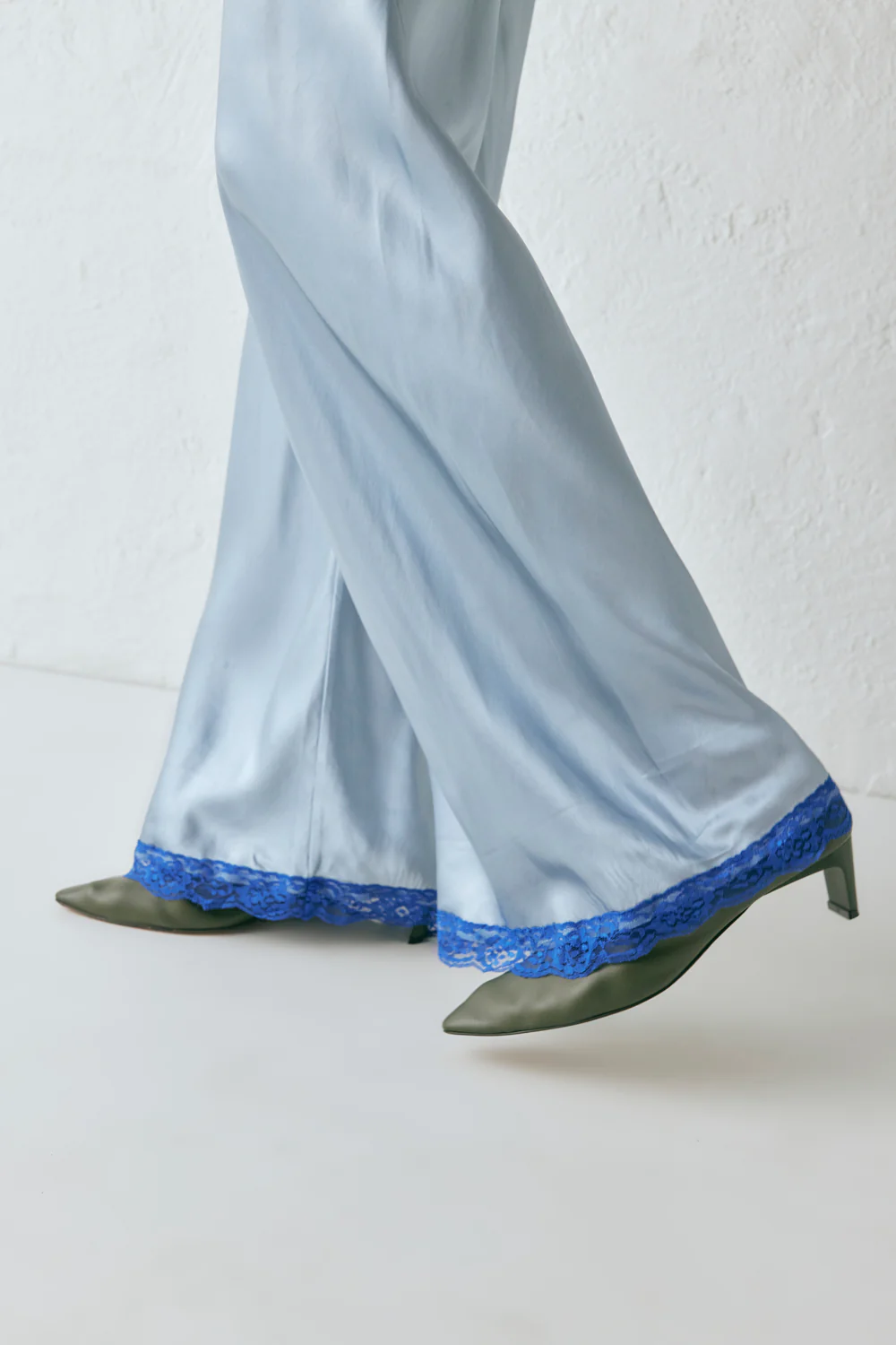 Josefin Satin Pants Sky - Image 2