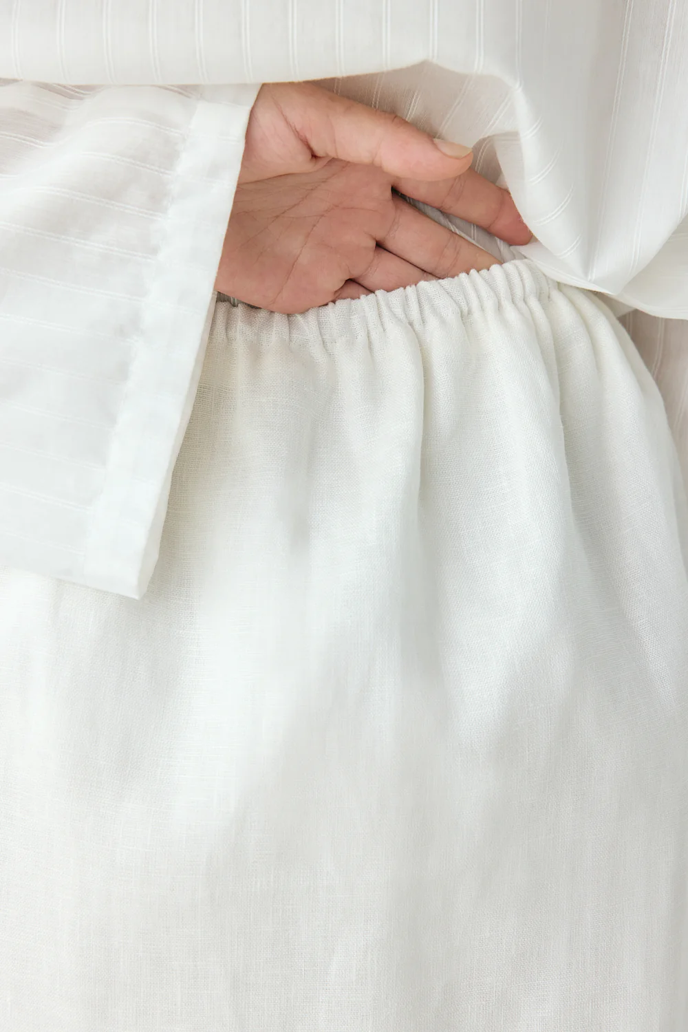 Jovi Linen Mini Skirt White - Image 4
