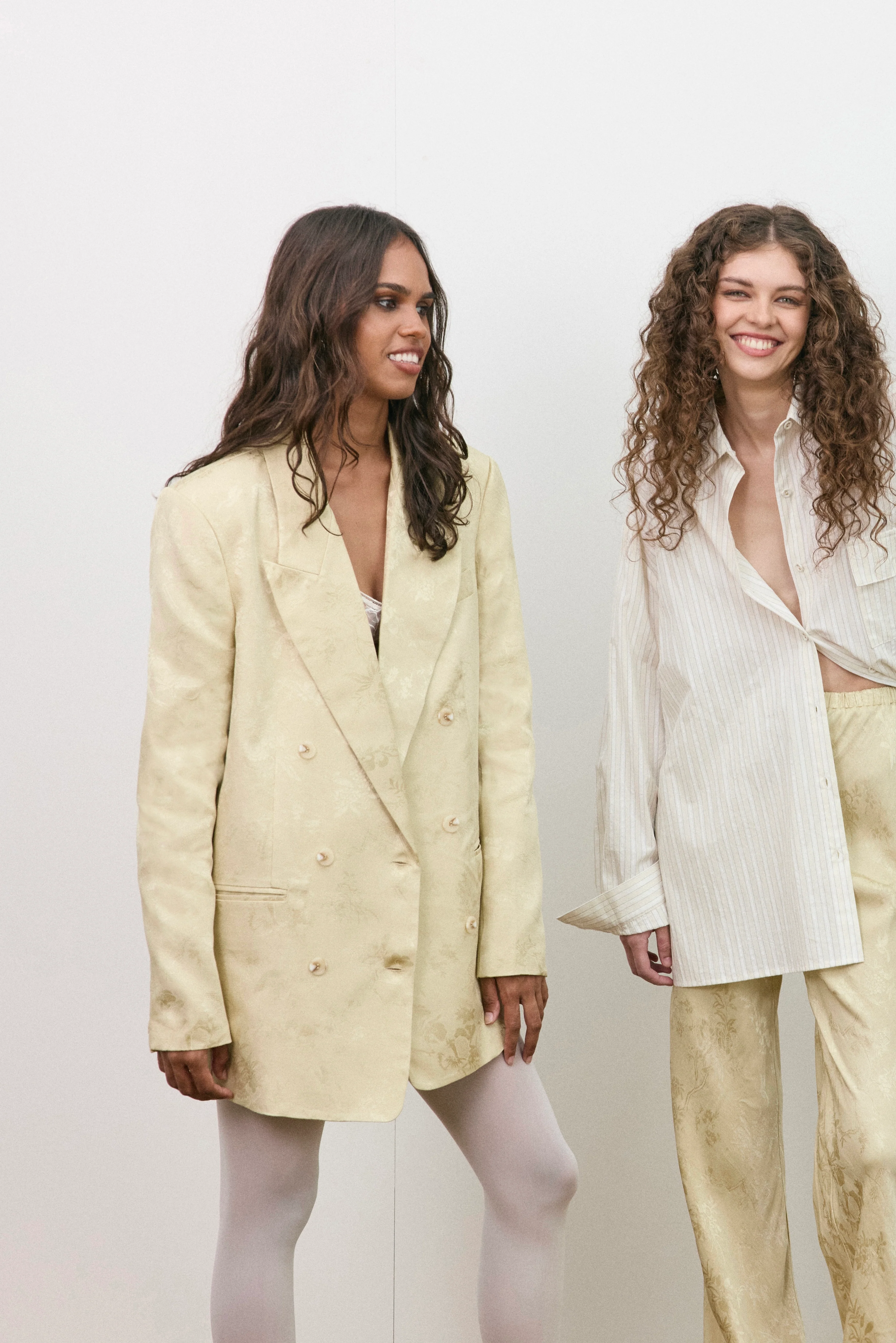 Kyra Jacquard Blazer Pistachio - Image 3