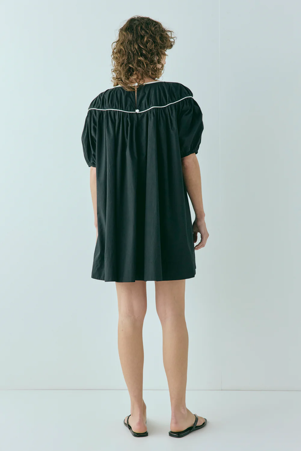 Leila Smock Mini Dress Black - Image 8
