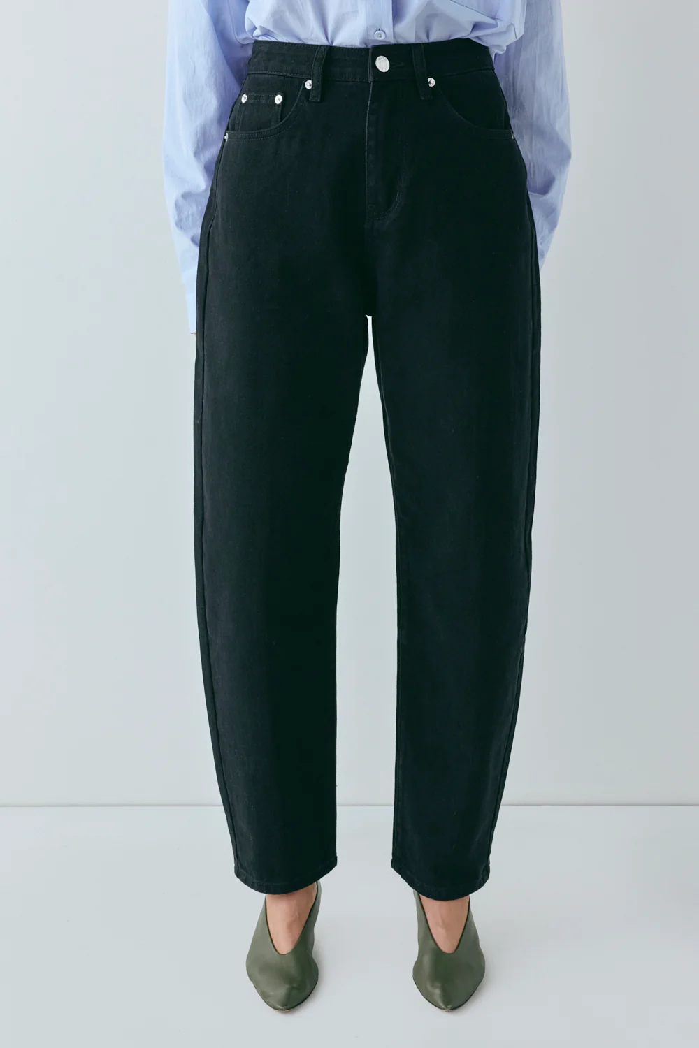Lex Mid Rise Barrel Denim Jeans Black - Image 3