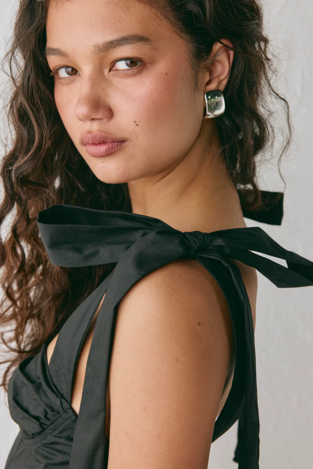 Lotte Midi Dress Black - Image 4
