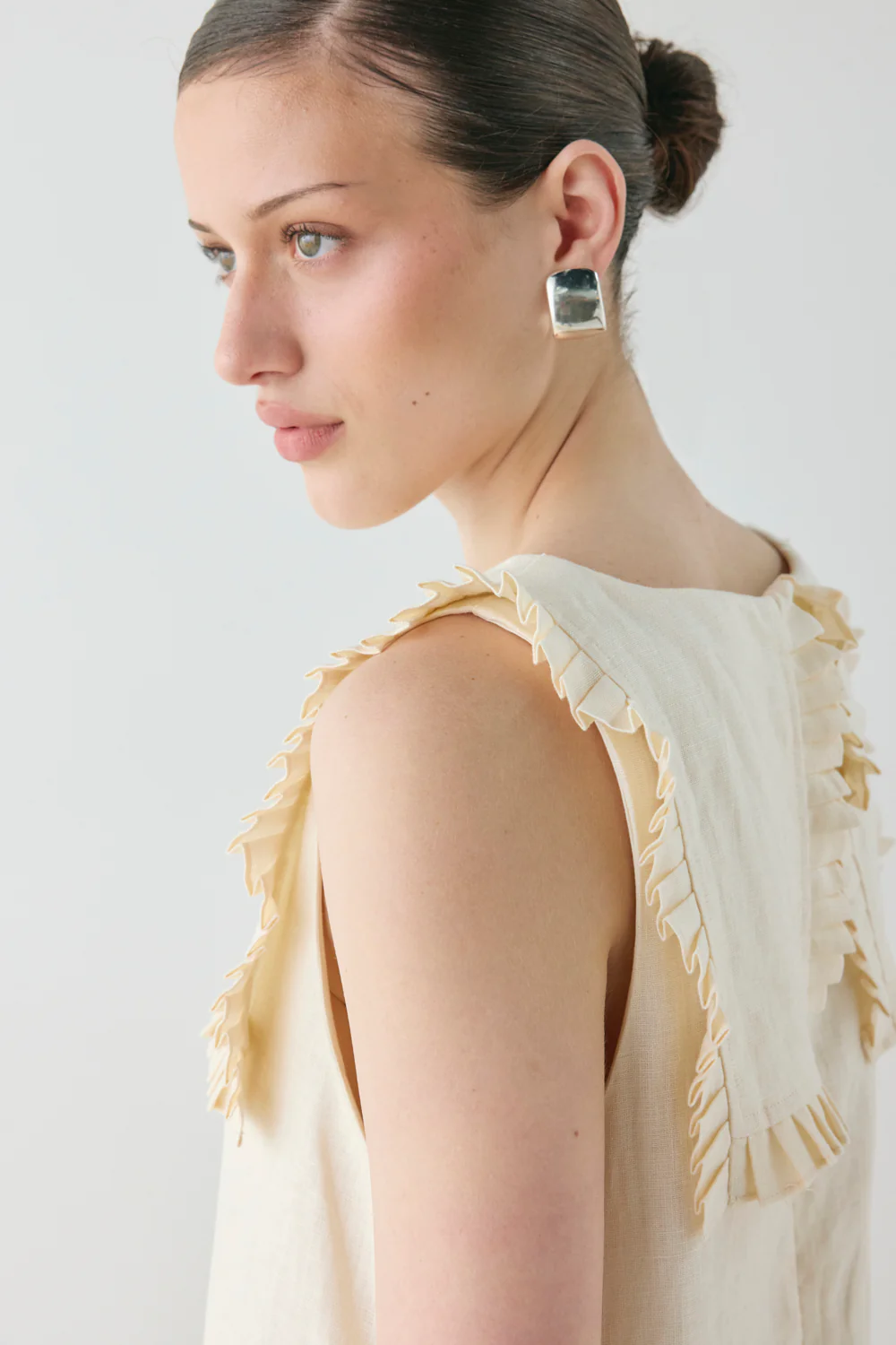 Maggie Linen Midi Dress Cream - Image 4