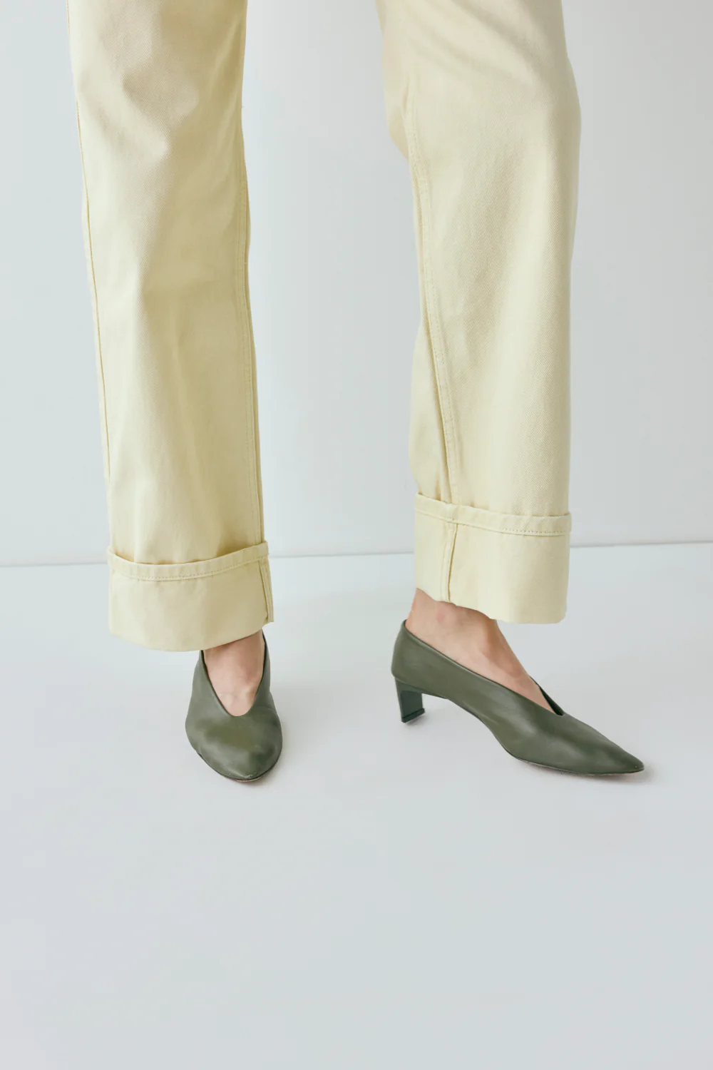 Manon Mid Rise Denim Jeans Butter - Image 7