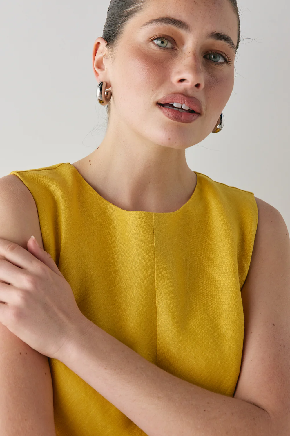 Marina Linen Midi Dress Mustard - Image 4