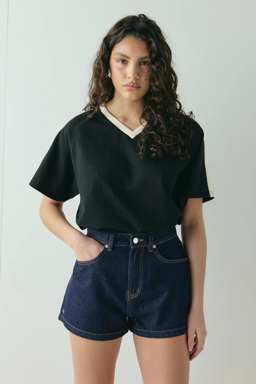 Marlo Tee Black - Image 4