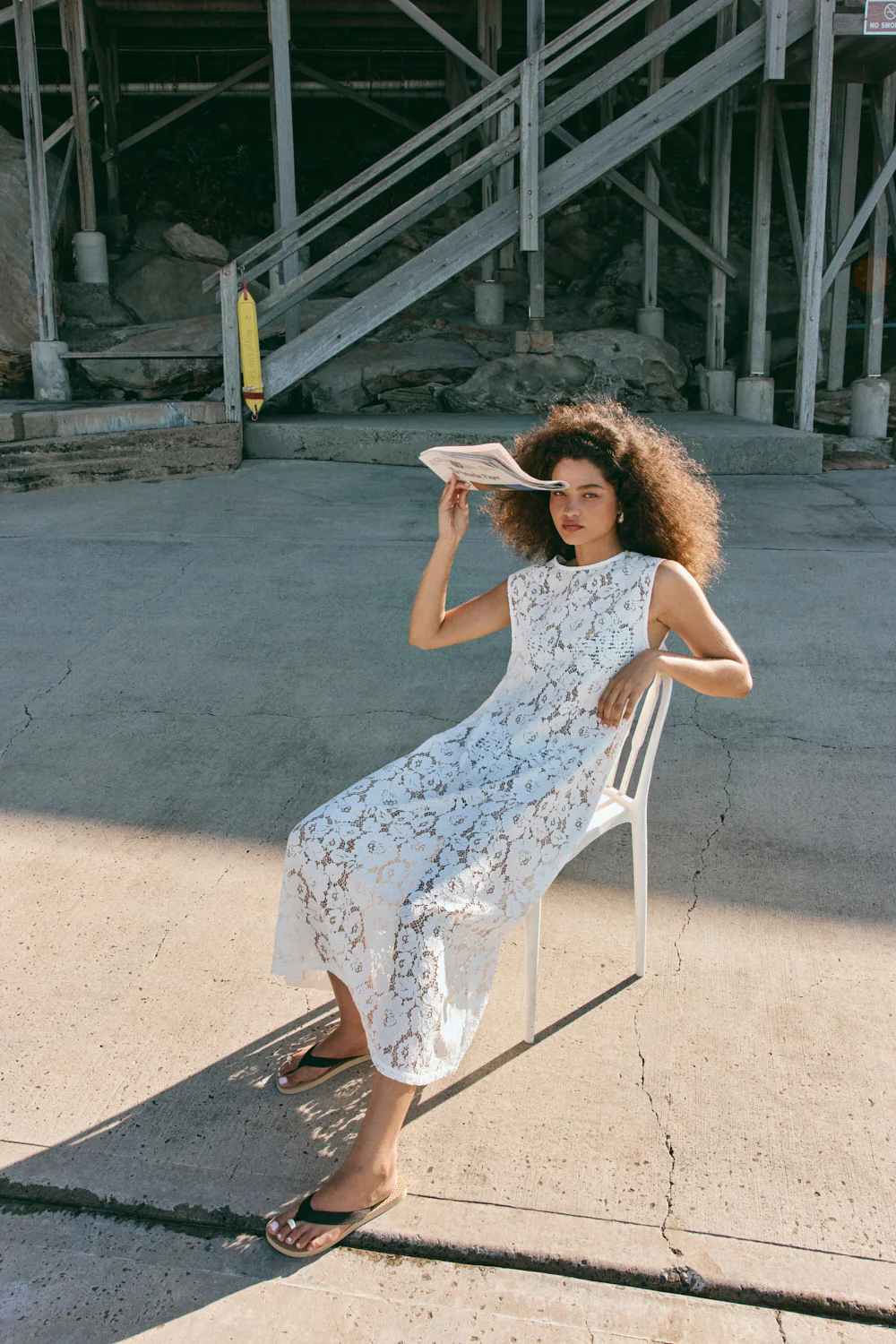 Maya Lace Midi Dress White - Image 2