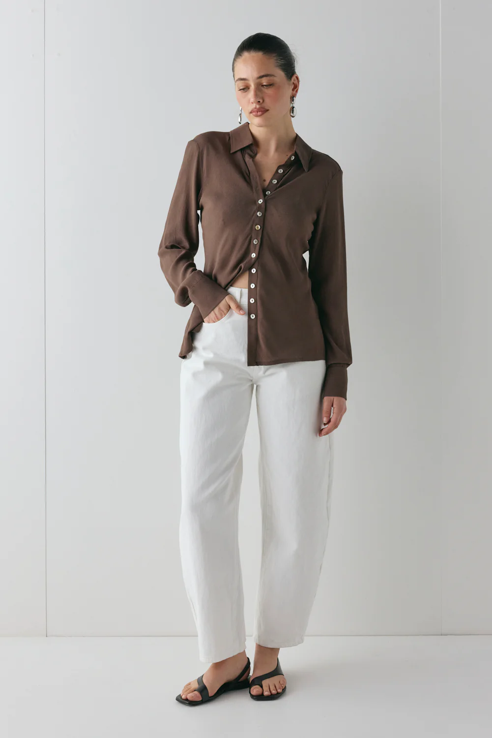 Mila Bias Shirt Chocolate - Image 2