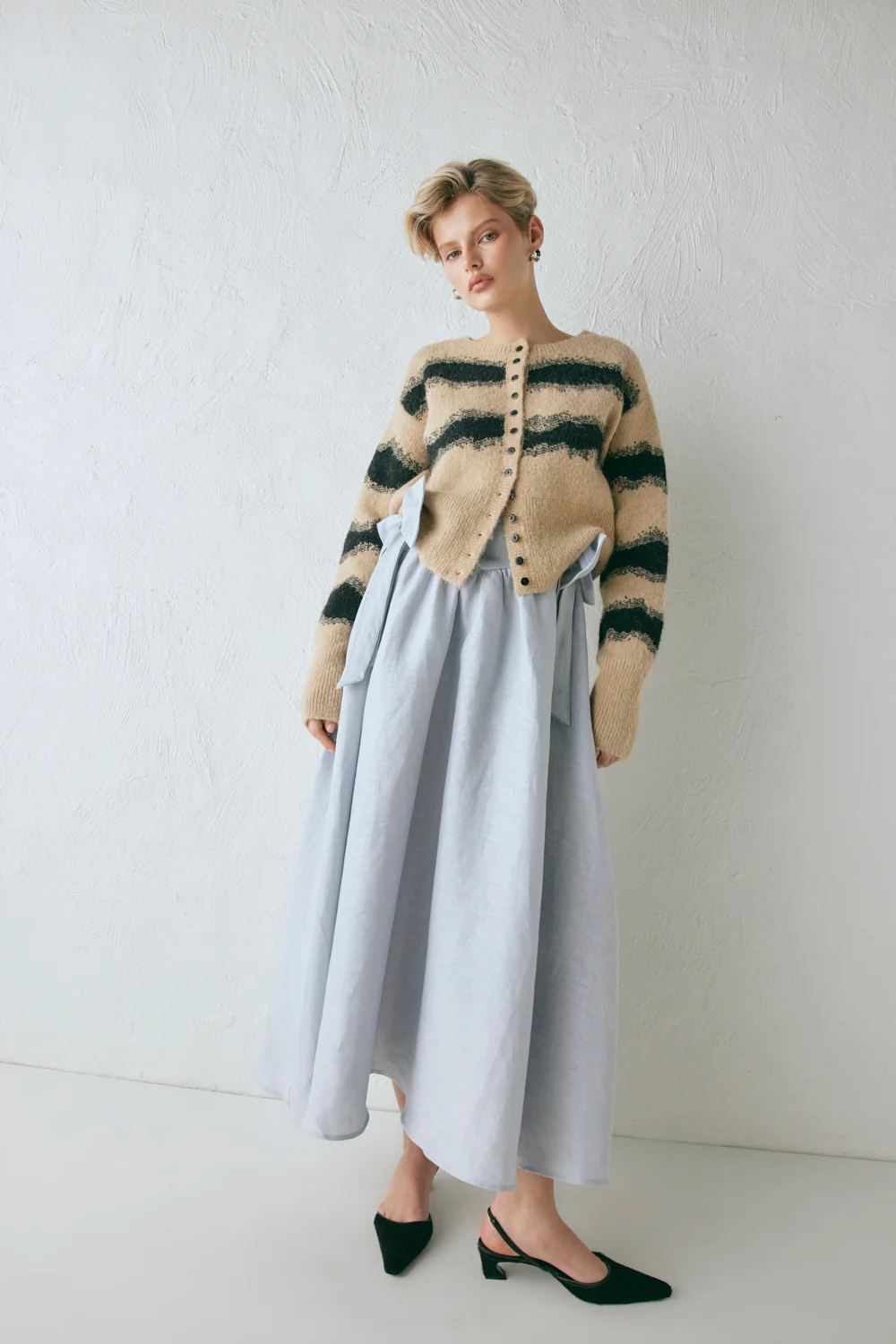 Minnie Knit Cardigan Latte - Image 9