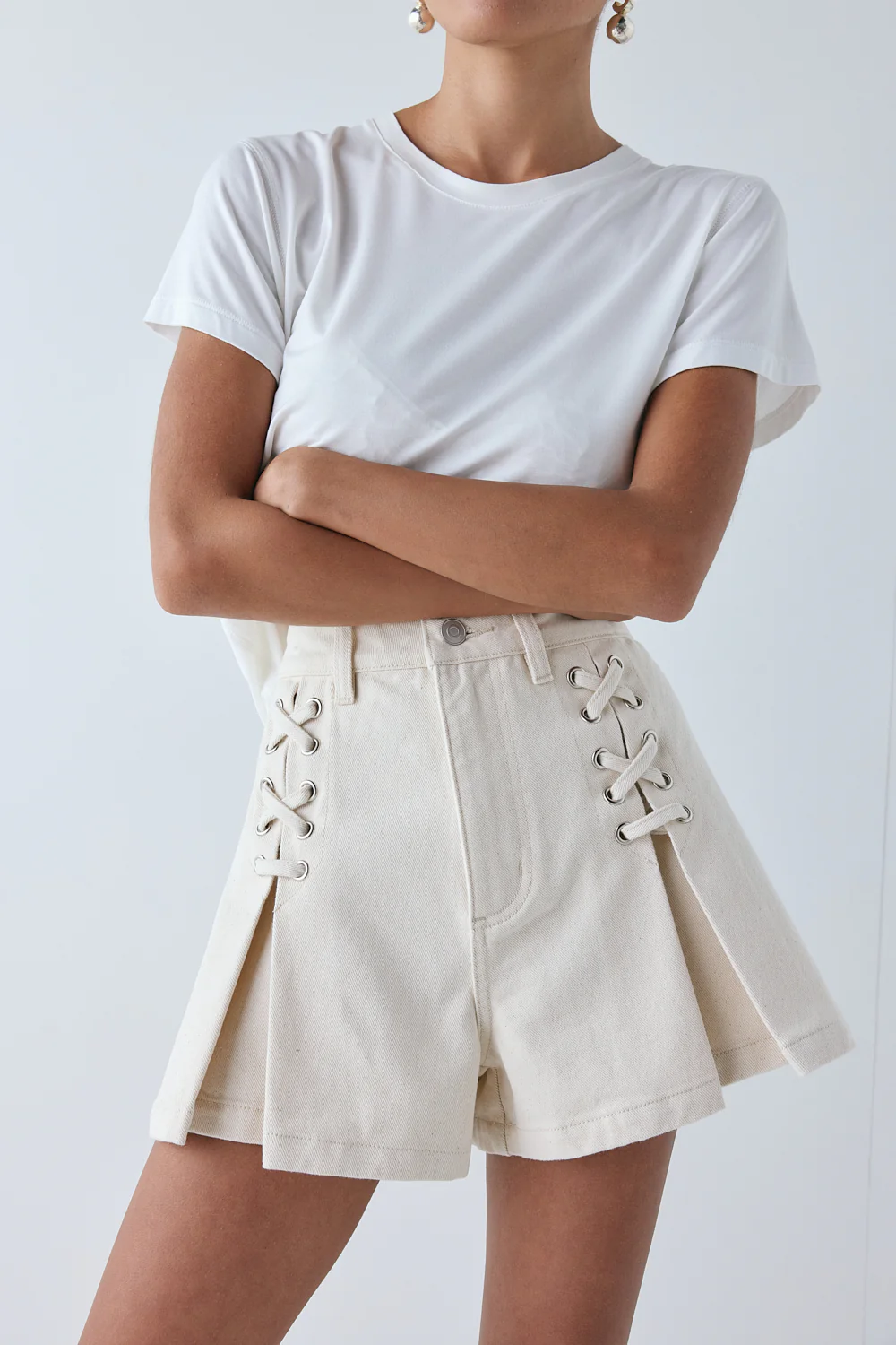Mira Denim Shorts Cream