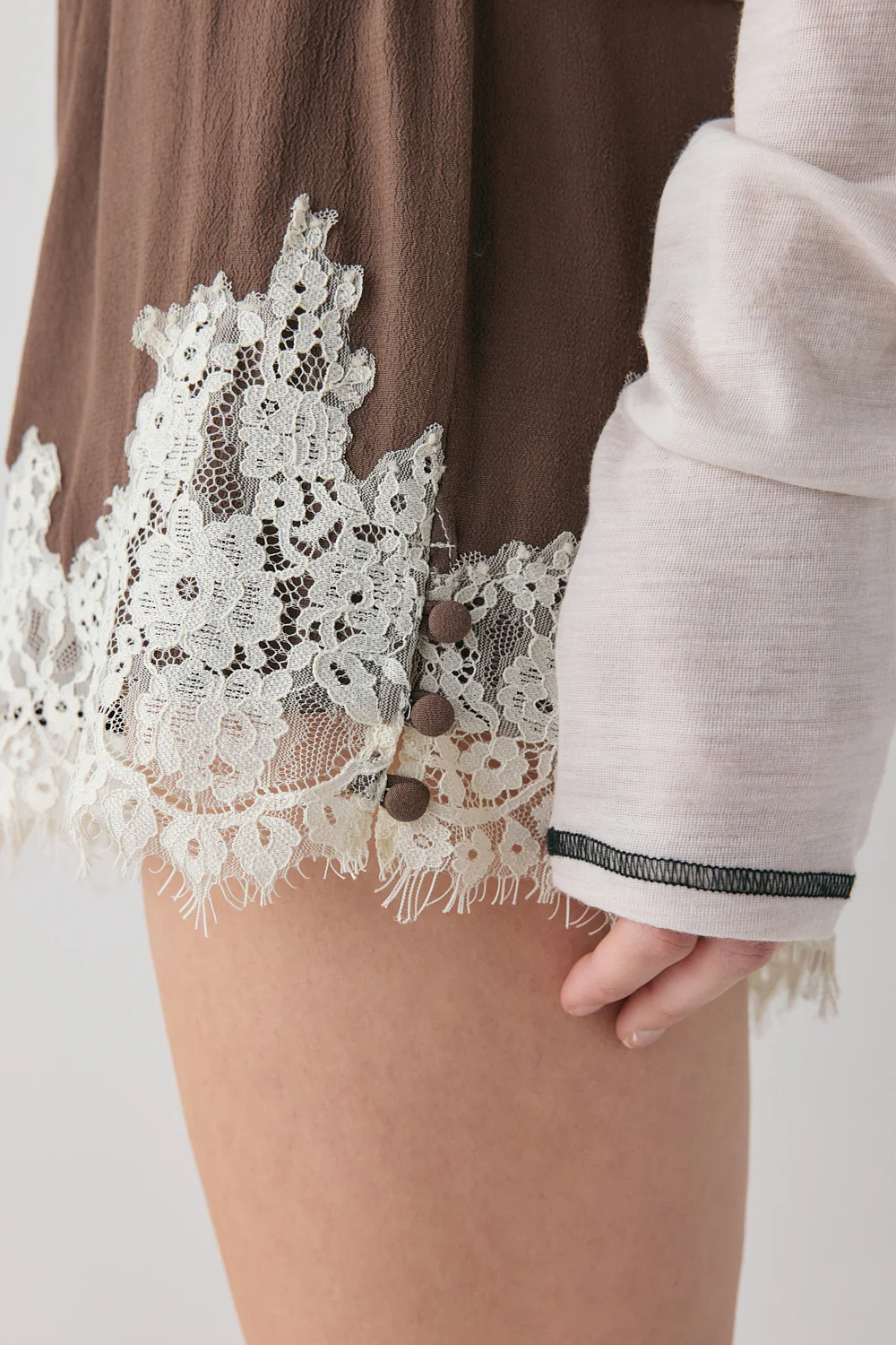 Monikh Lace Shorts Chocolate - Image 4