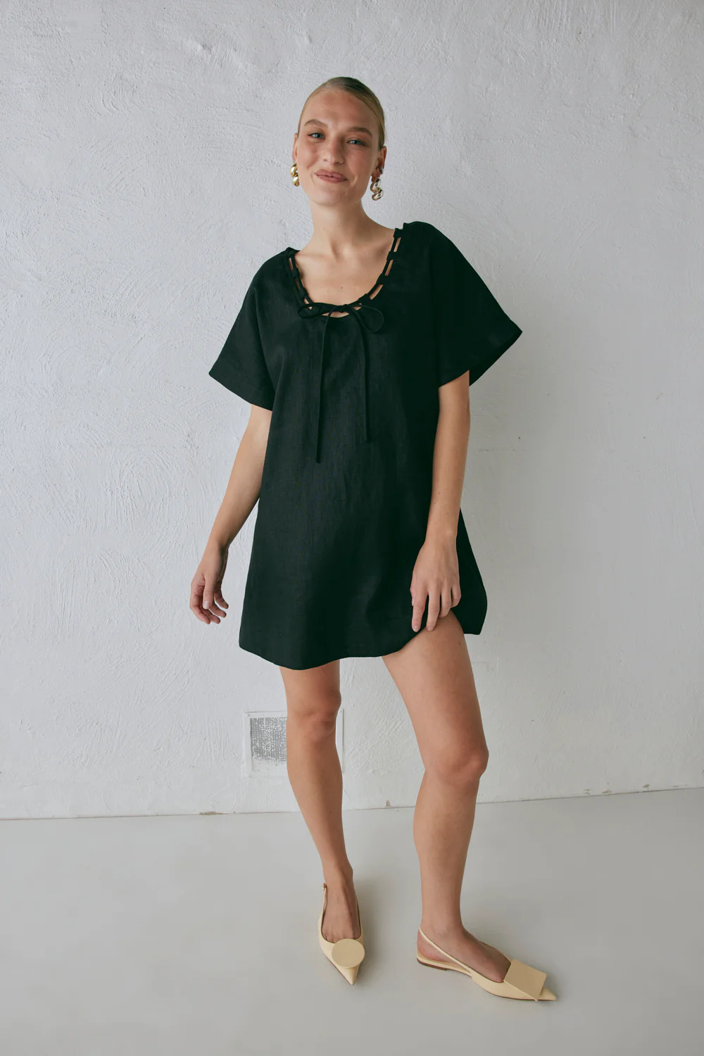 Nellie Linen Mini Dress Black - Image 5