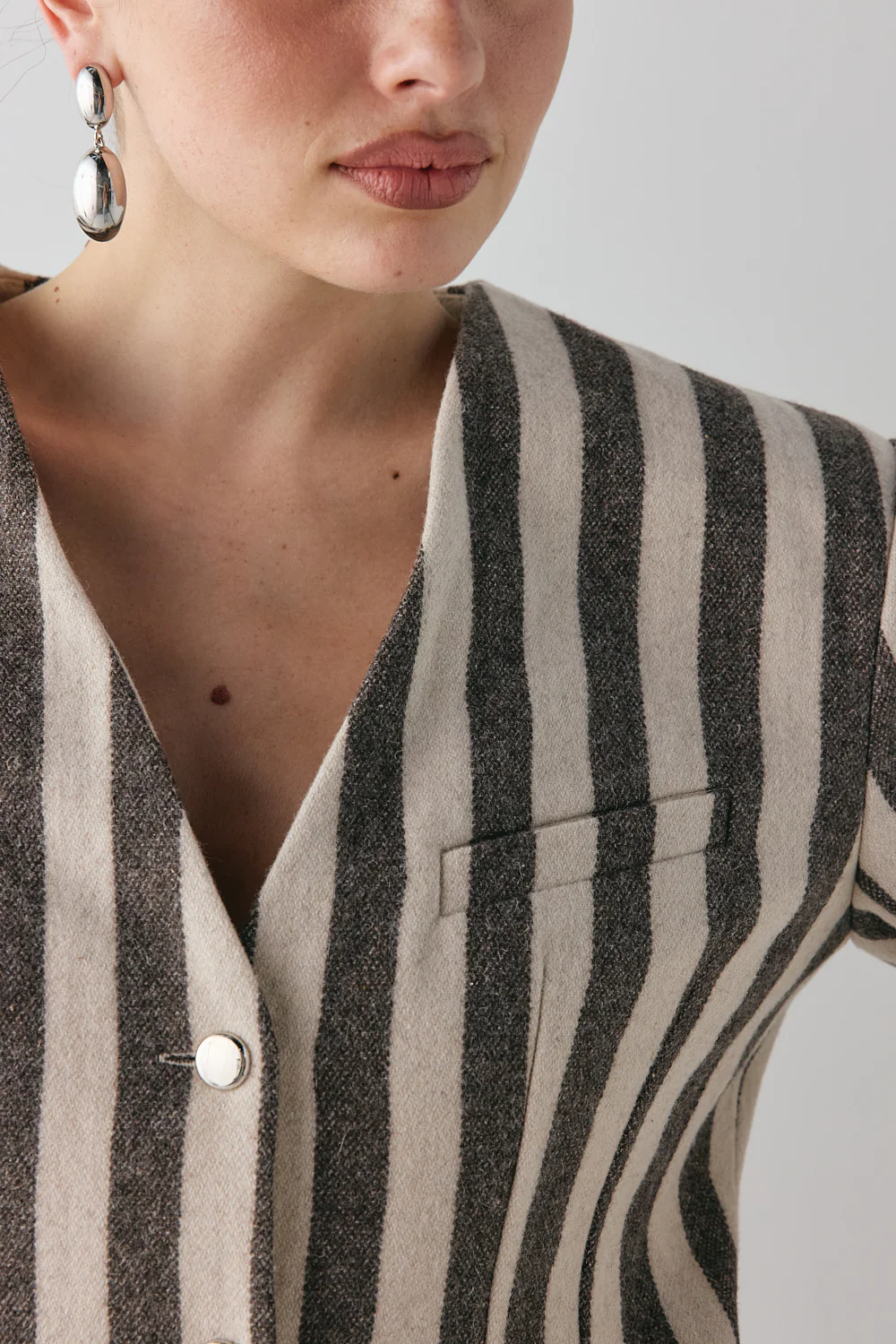 Nerida Blazer Charcoal Stripe - Image 6