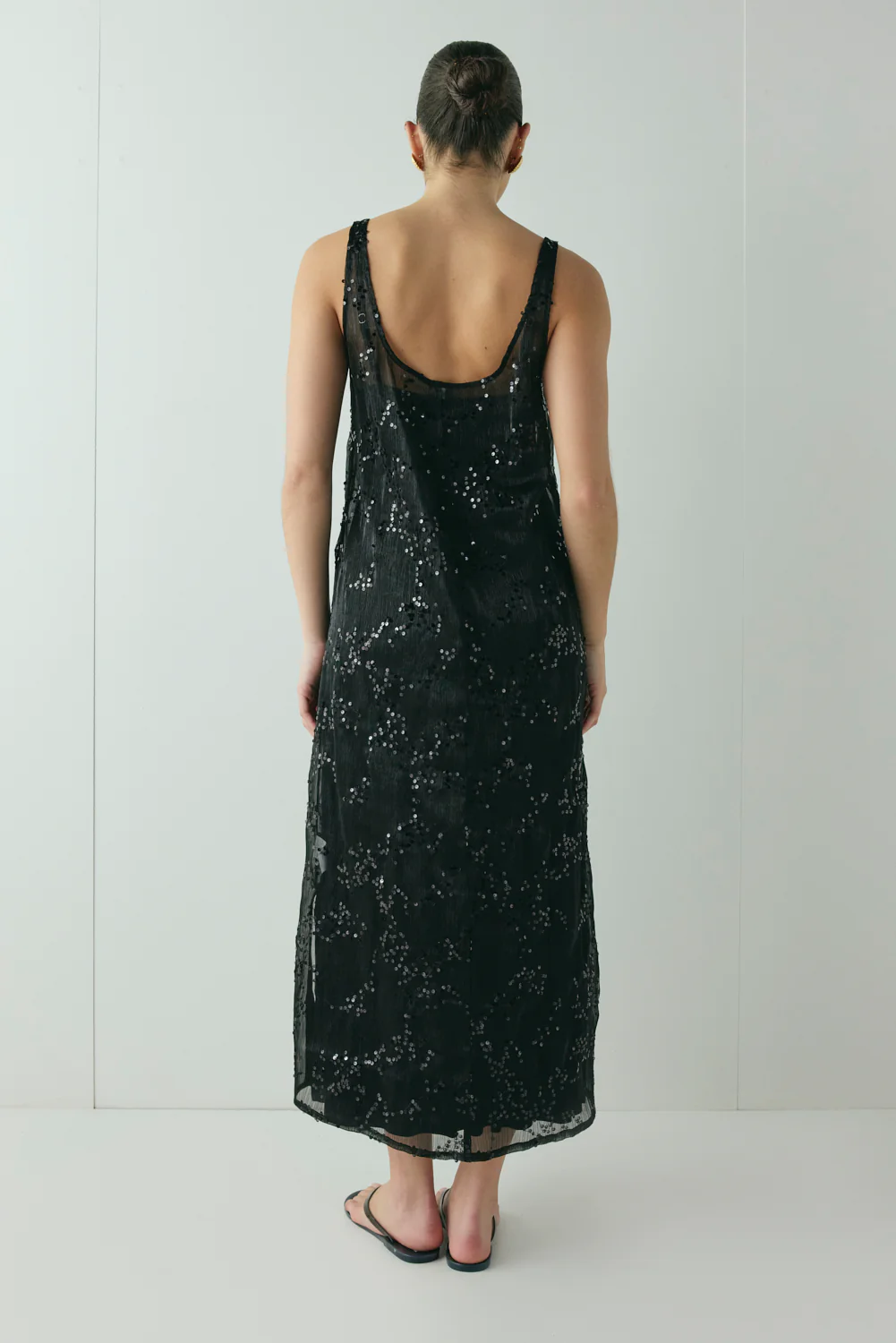 Neve Sequin Midi Dress Black - Image 8