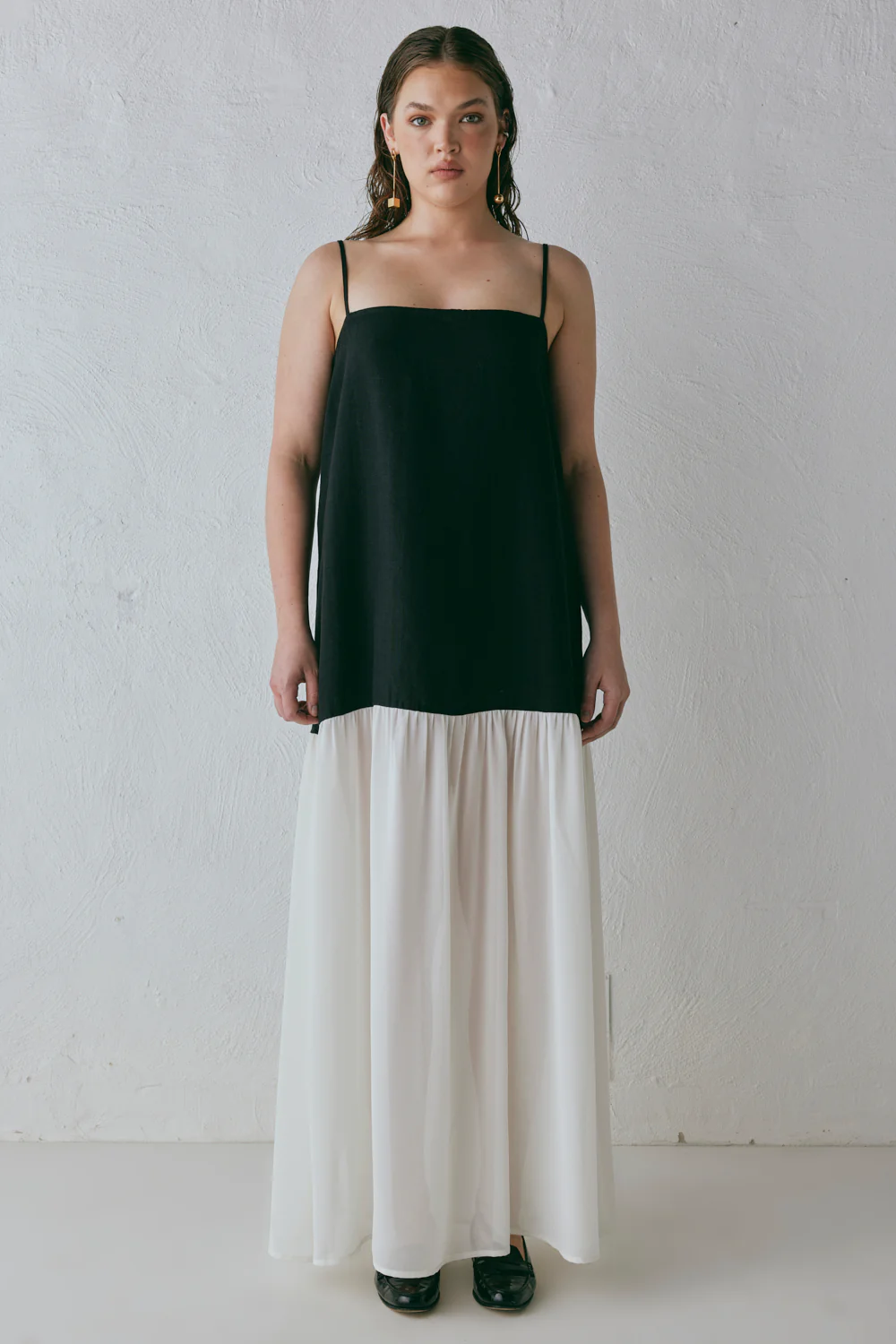 Nora Maxi Dress Noir - Image 3