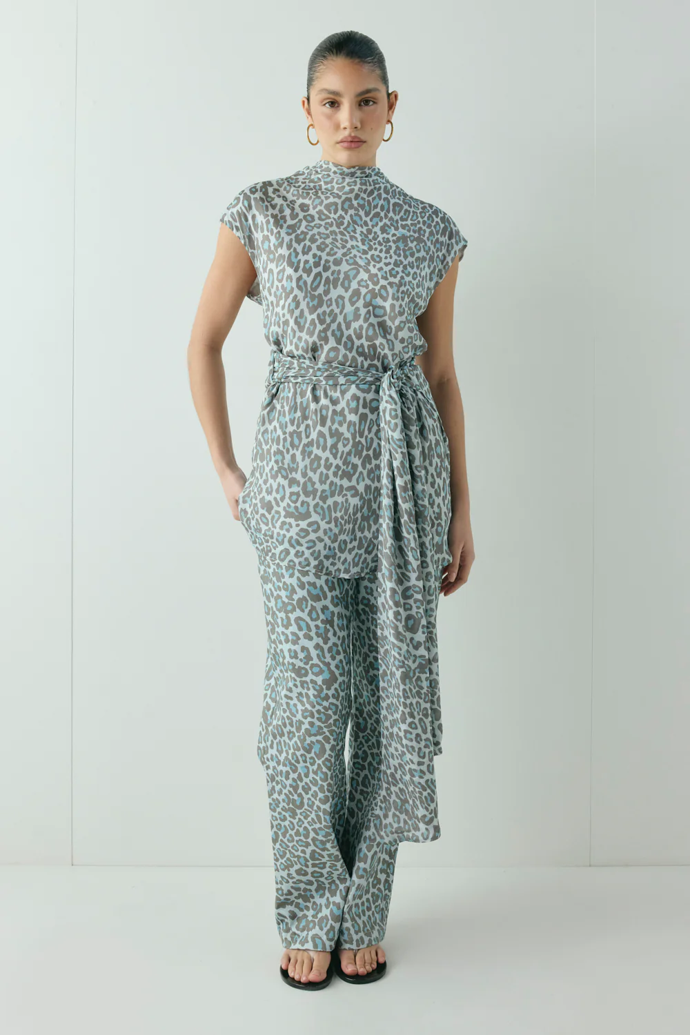 Nuri Mini Dress Blue Leopard - Image 2