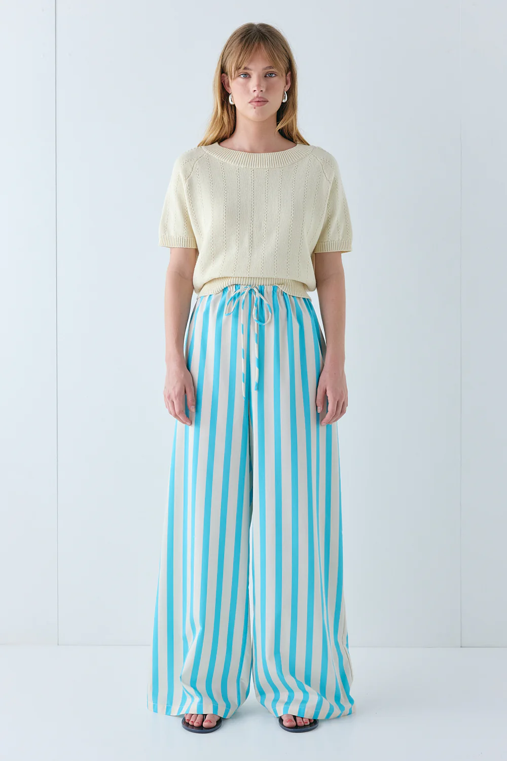 Olive Knit Top Cream - Image 2